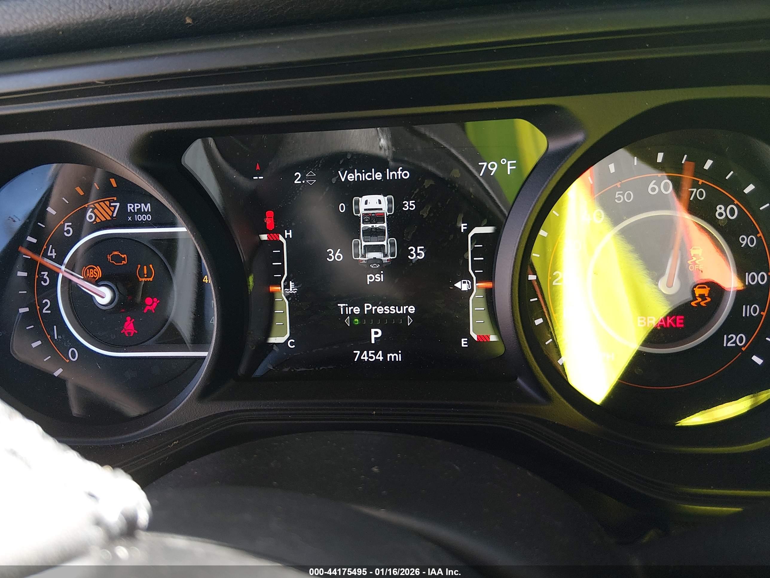 JEEP WRANGLER image 7
