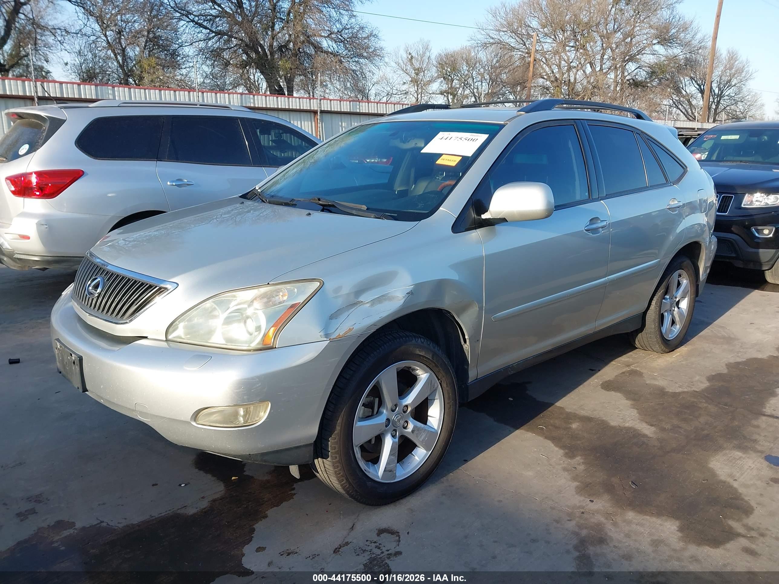 LEXUS RX image 6