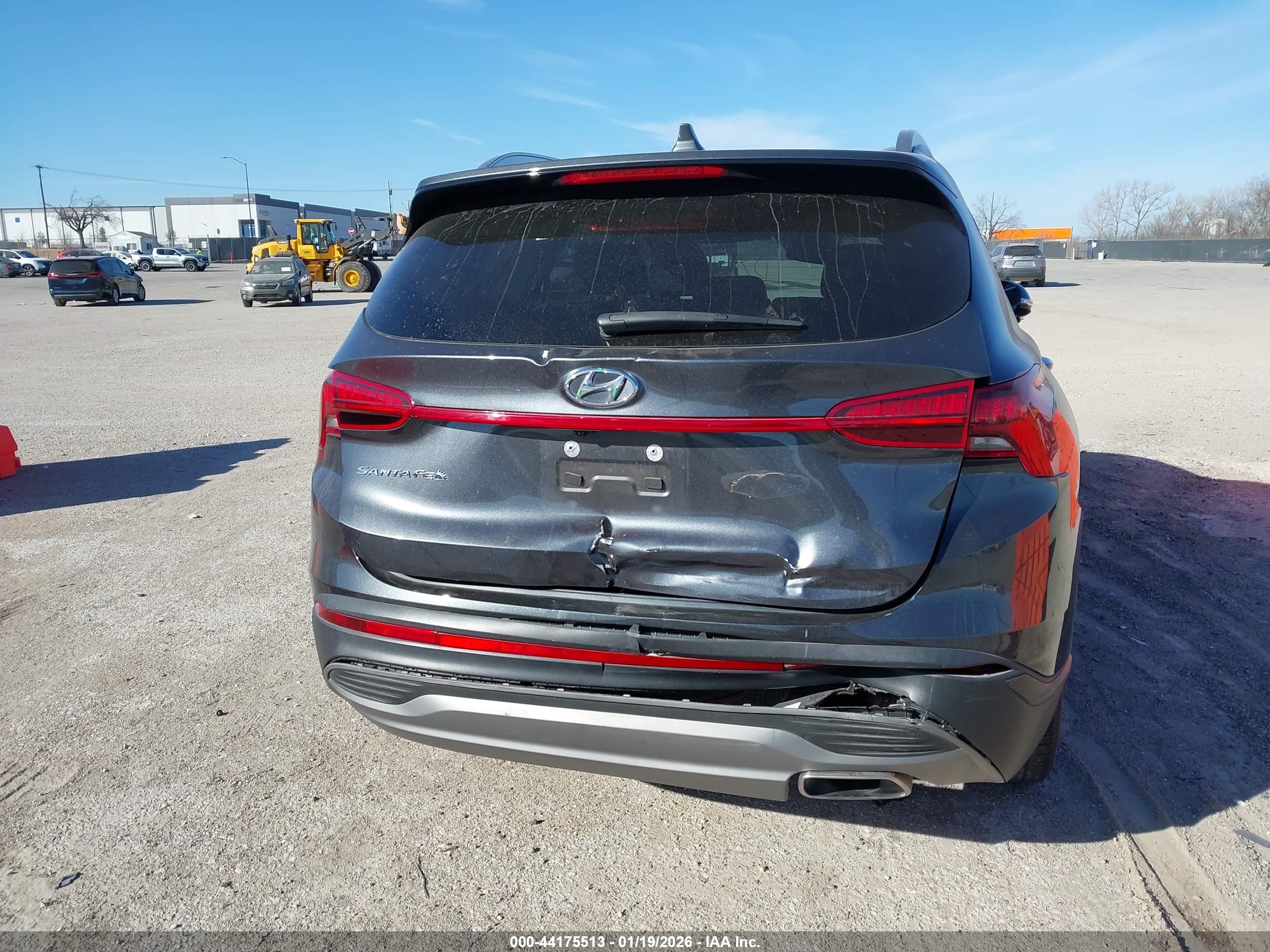HYUNDAI SANTA image 6