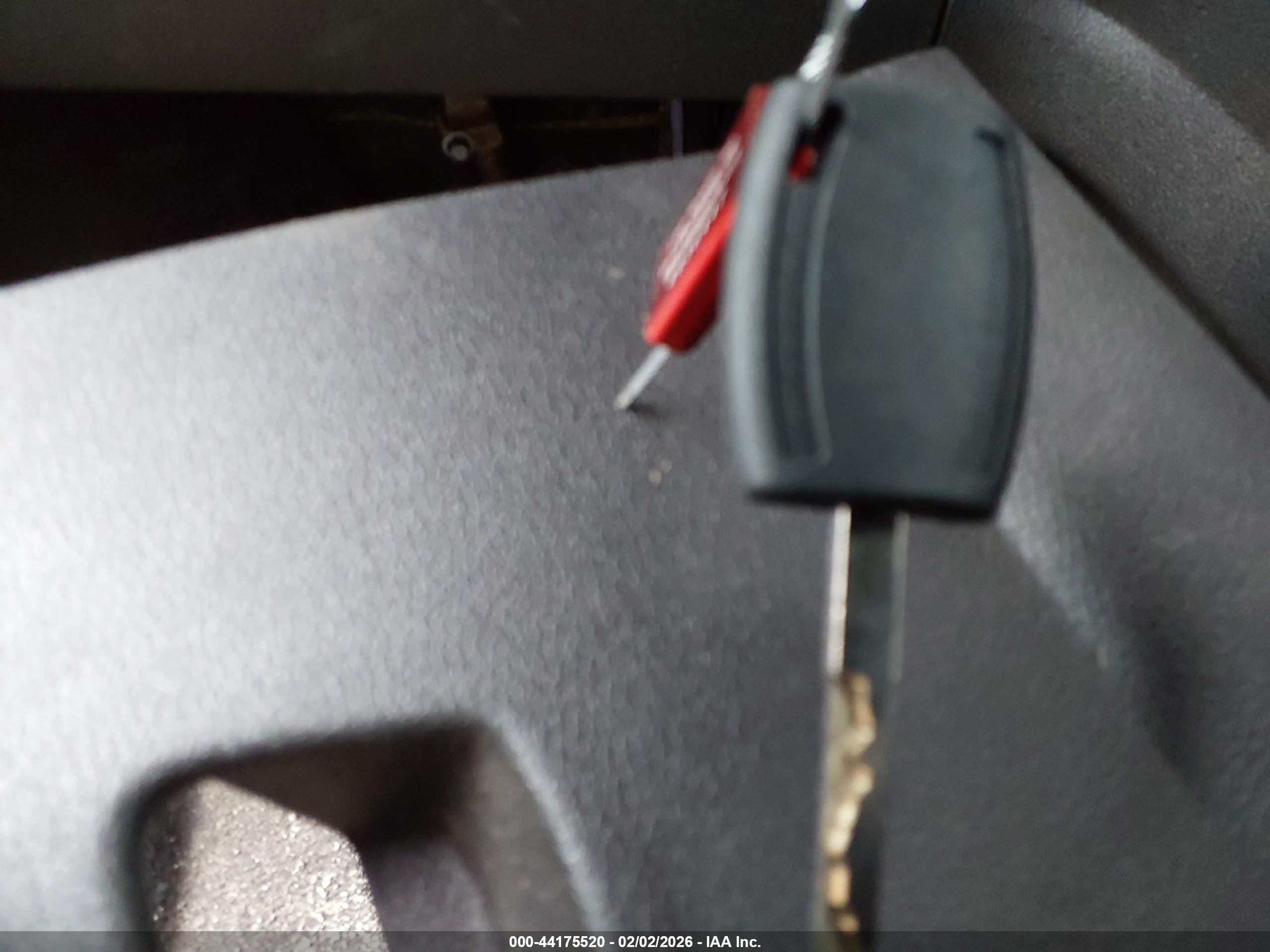FORD ESCAPE image 11