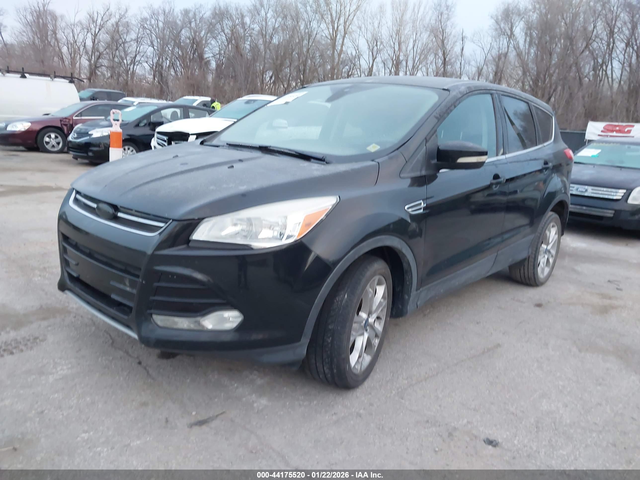 FORD ESCAPE image 2