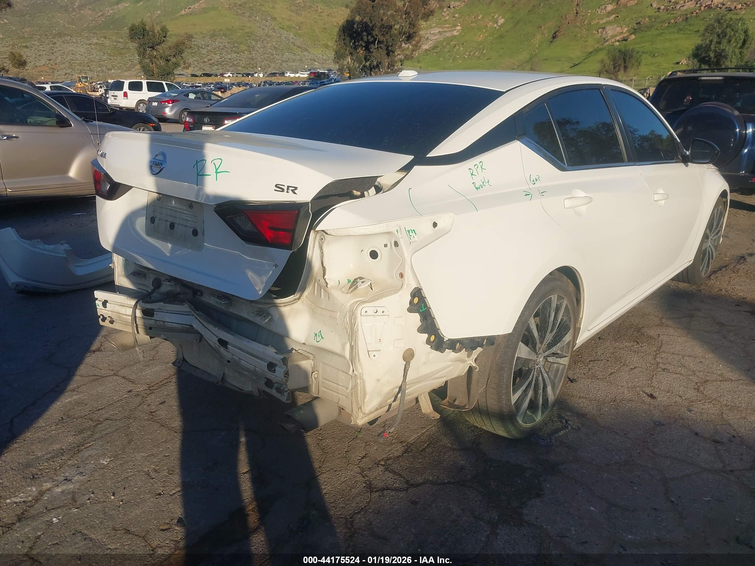 NISSAN ALTIMA image 4