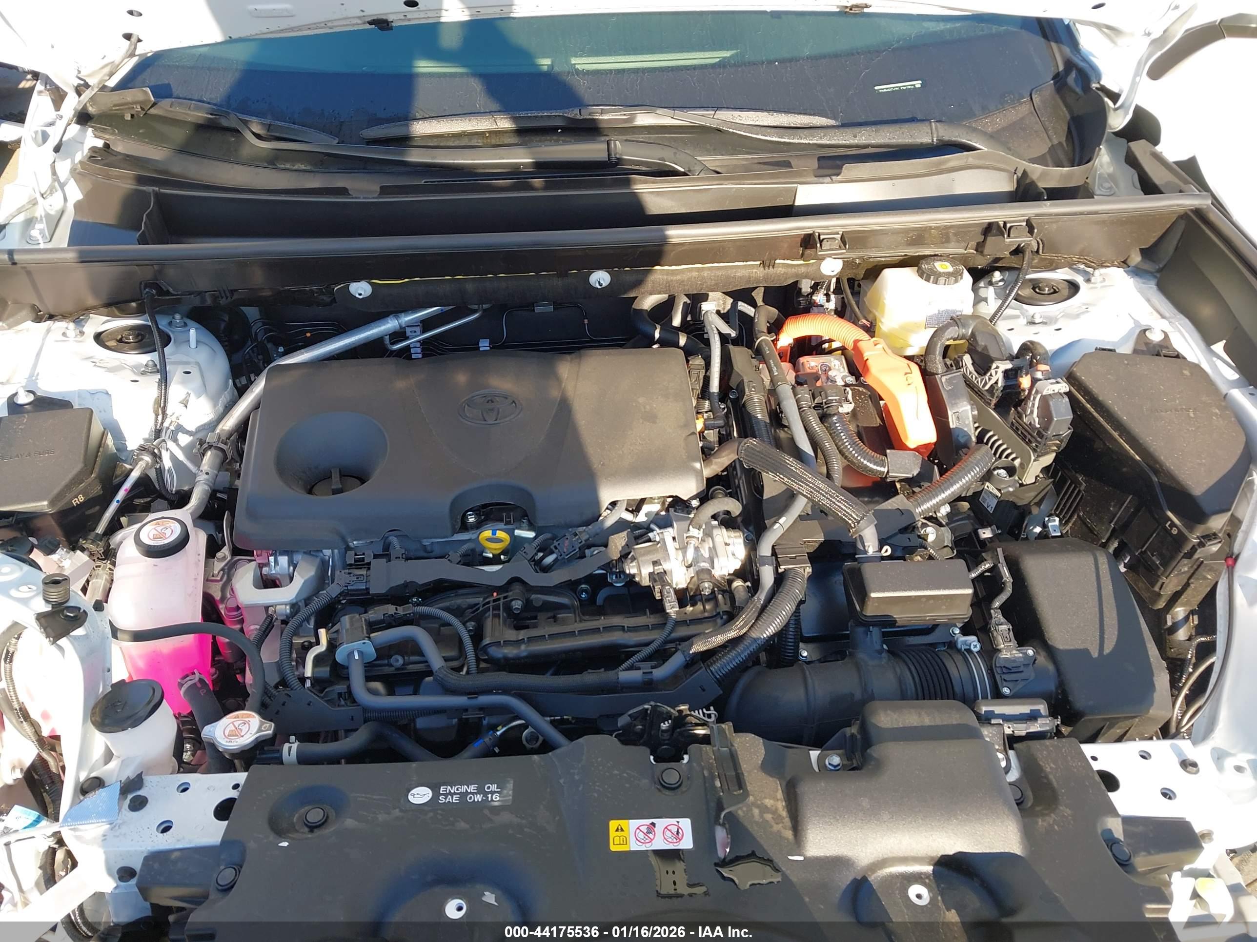 TOYOTA RAV4 image 10