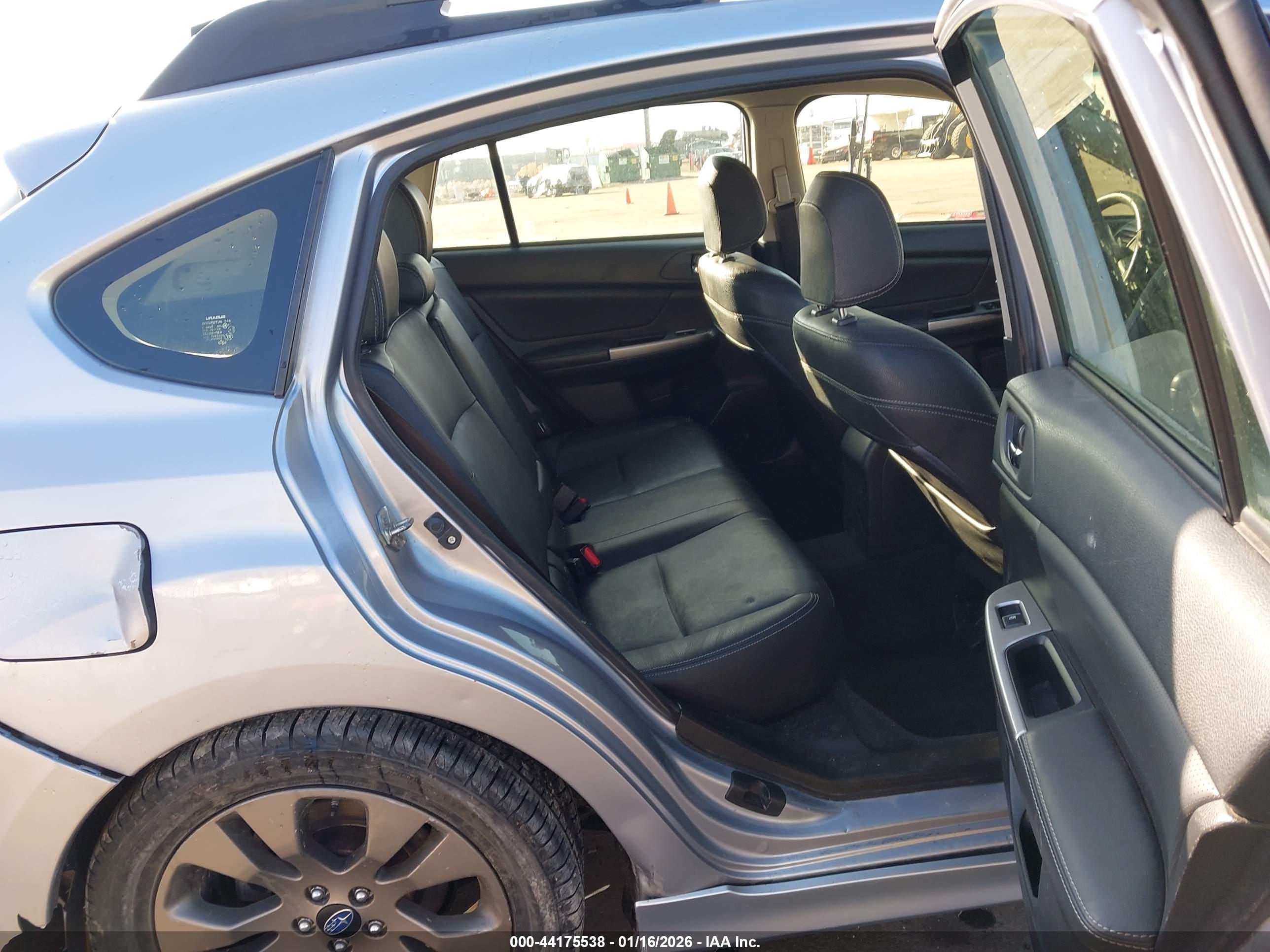 SUBARU IMPREZA image 8