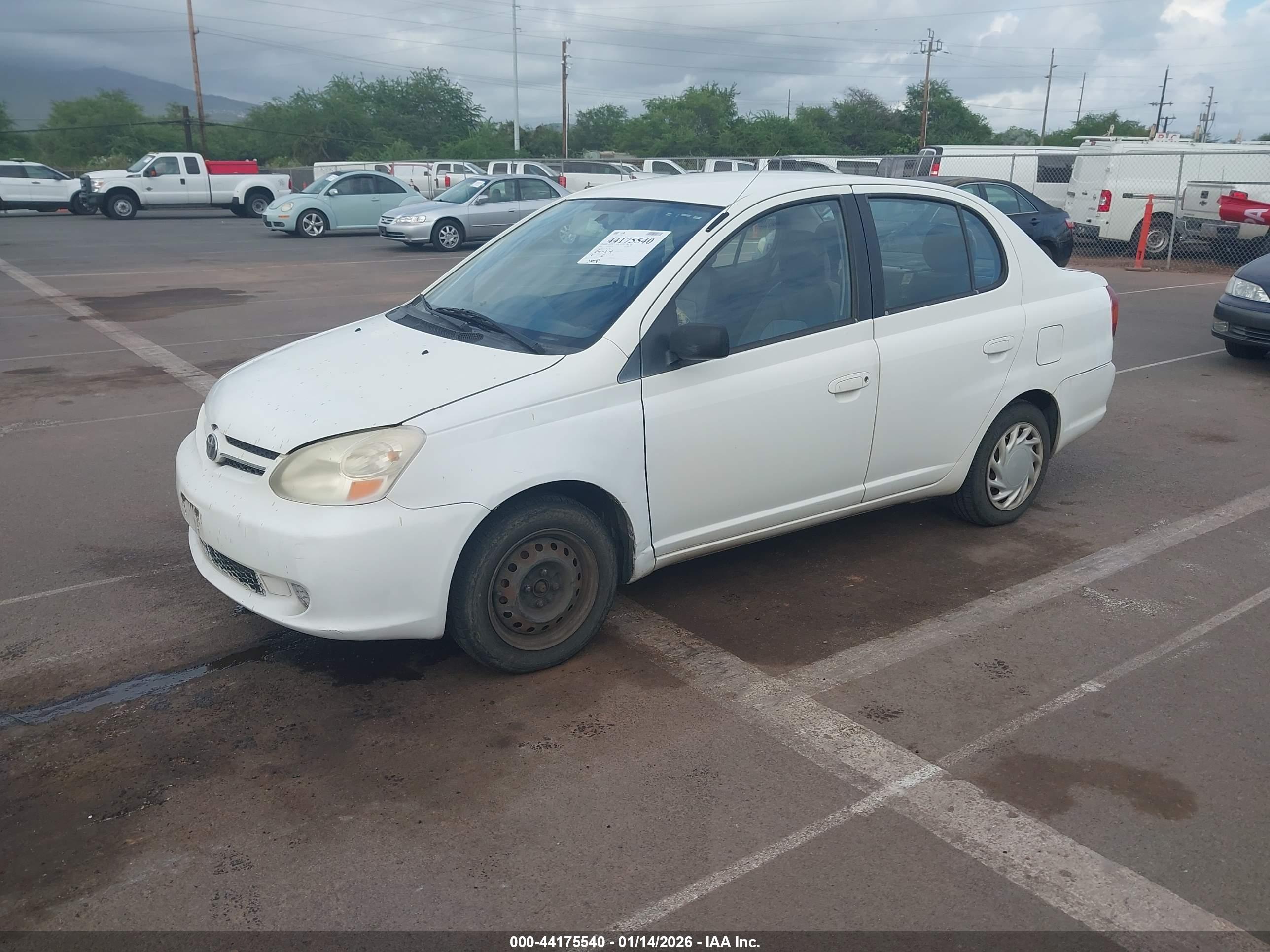 TOYOTA ECHO image 2