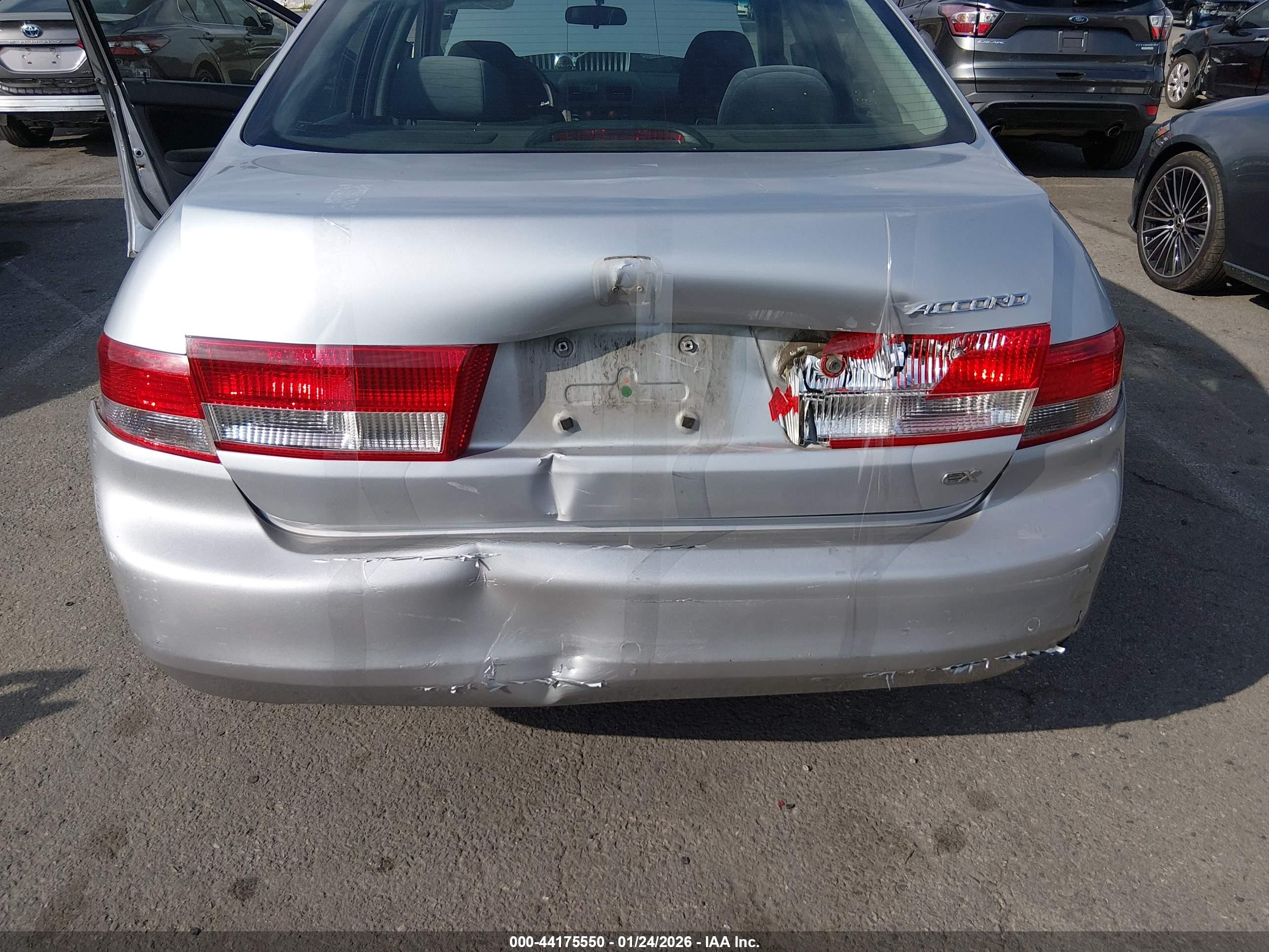 HONDA ACCORD image 6