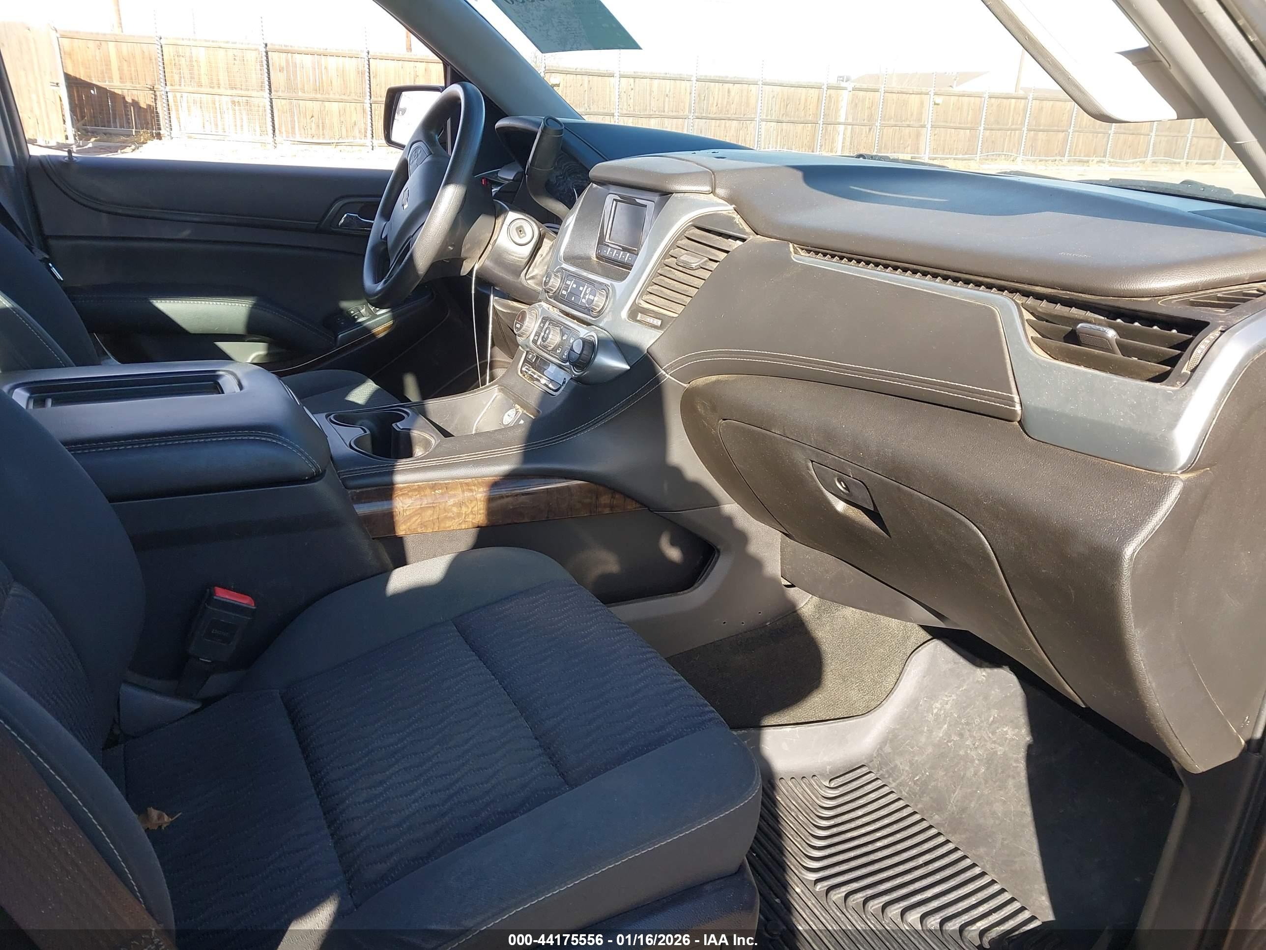 CHEVROLET TAHOE image 5