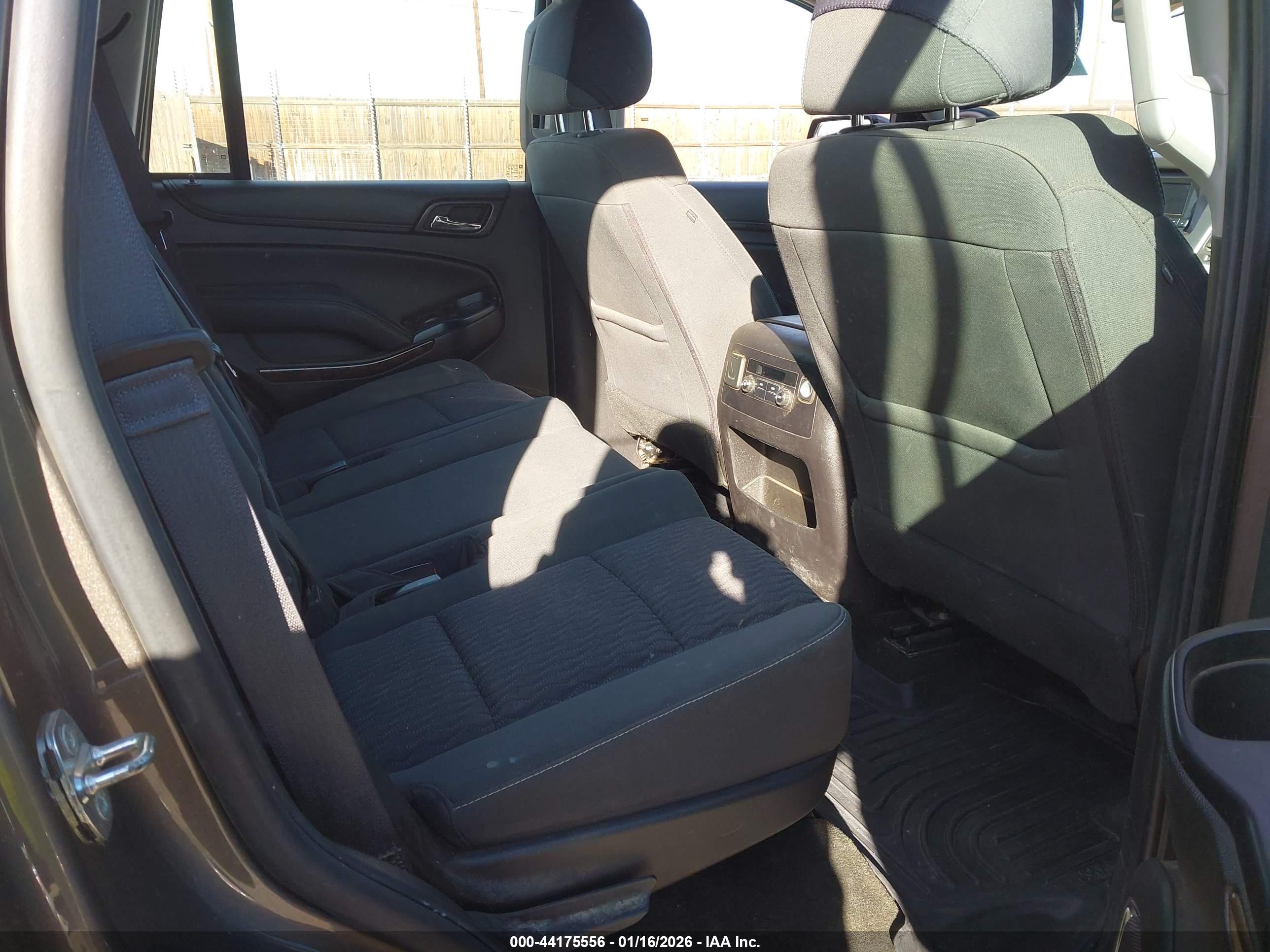 CHEVROLET TAHOE image 8