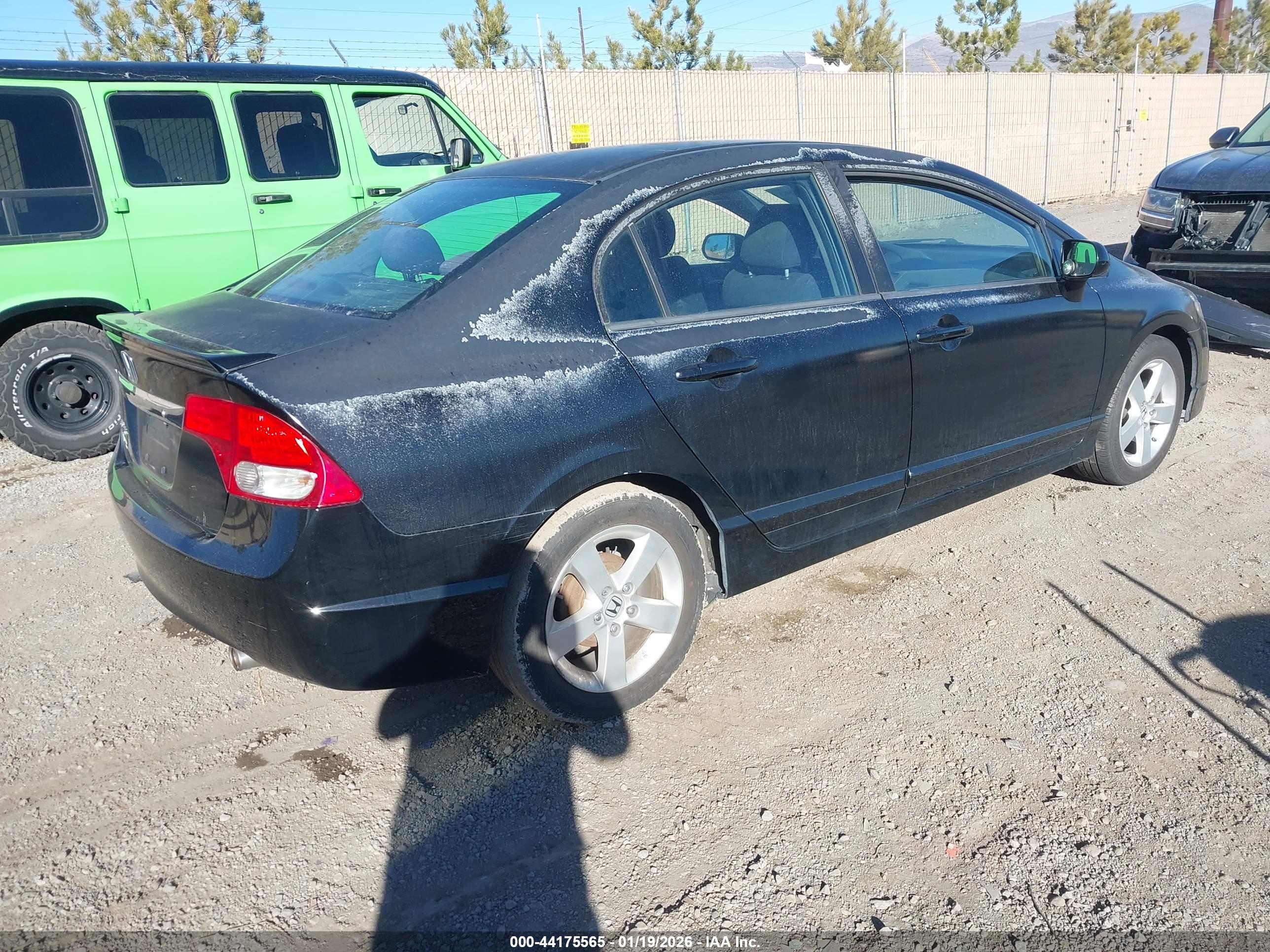 HONDA CIVIC image 4