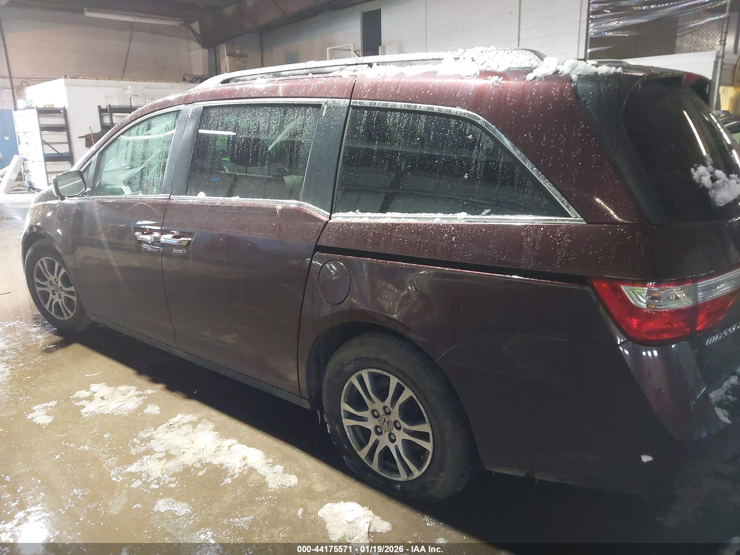 HONDA ODYSSEY image 3