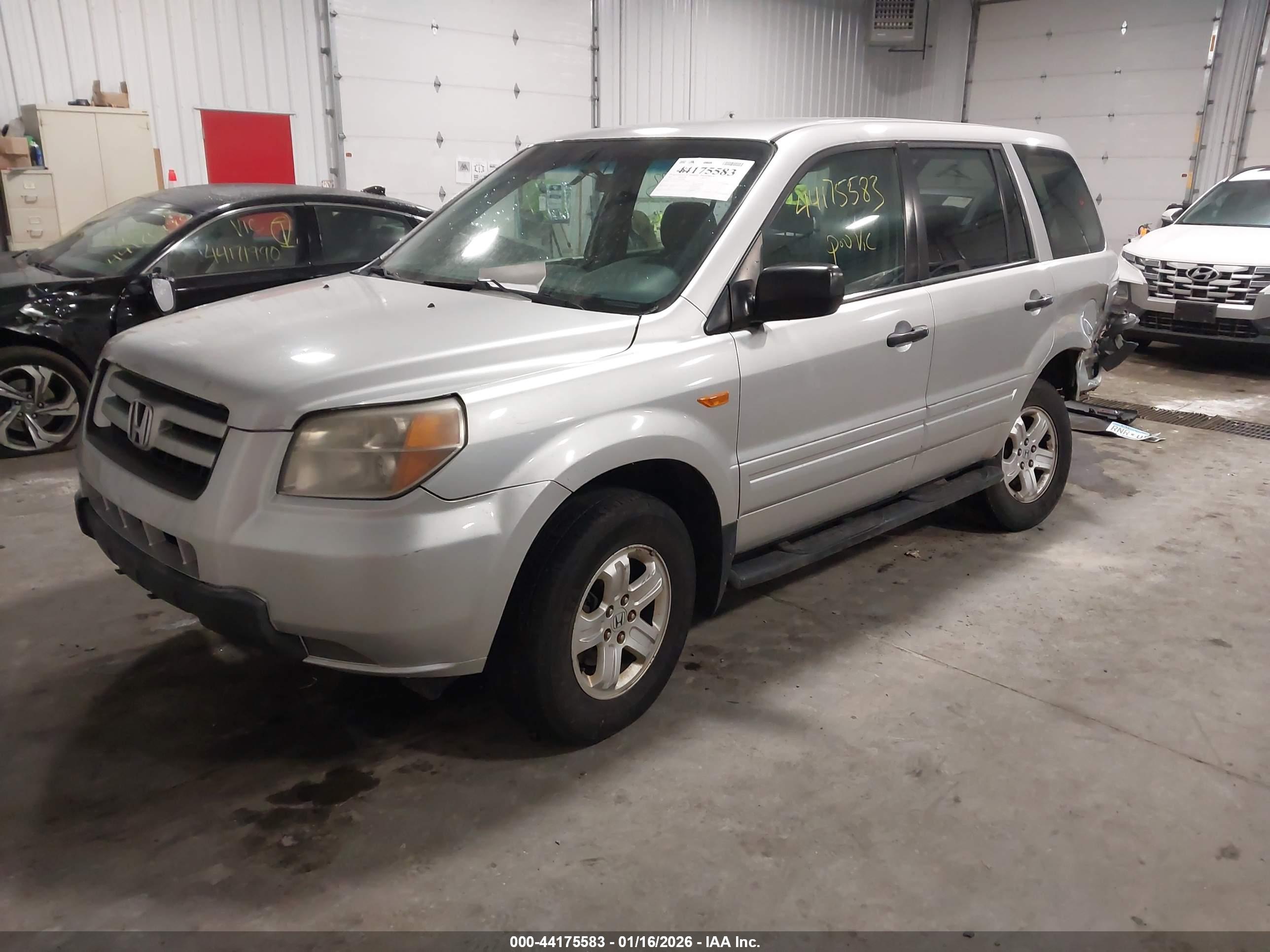 HONDA PILOT image 2