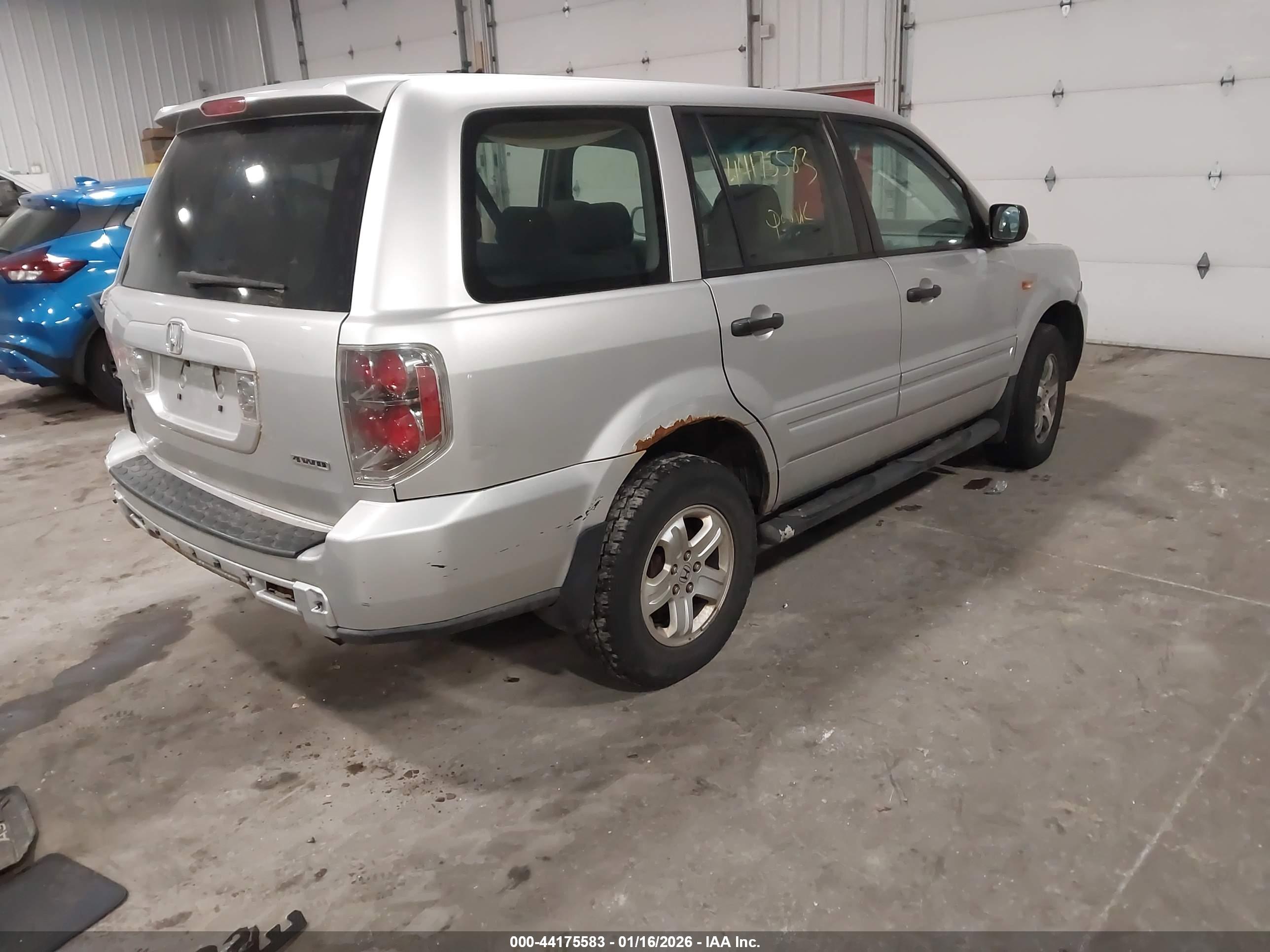 HONDA PILOT image 4