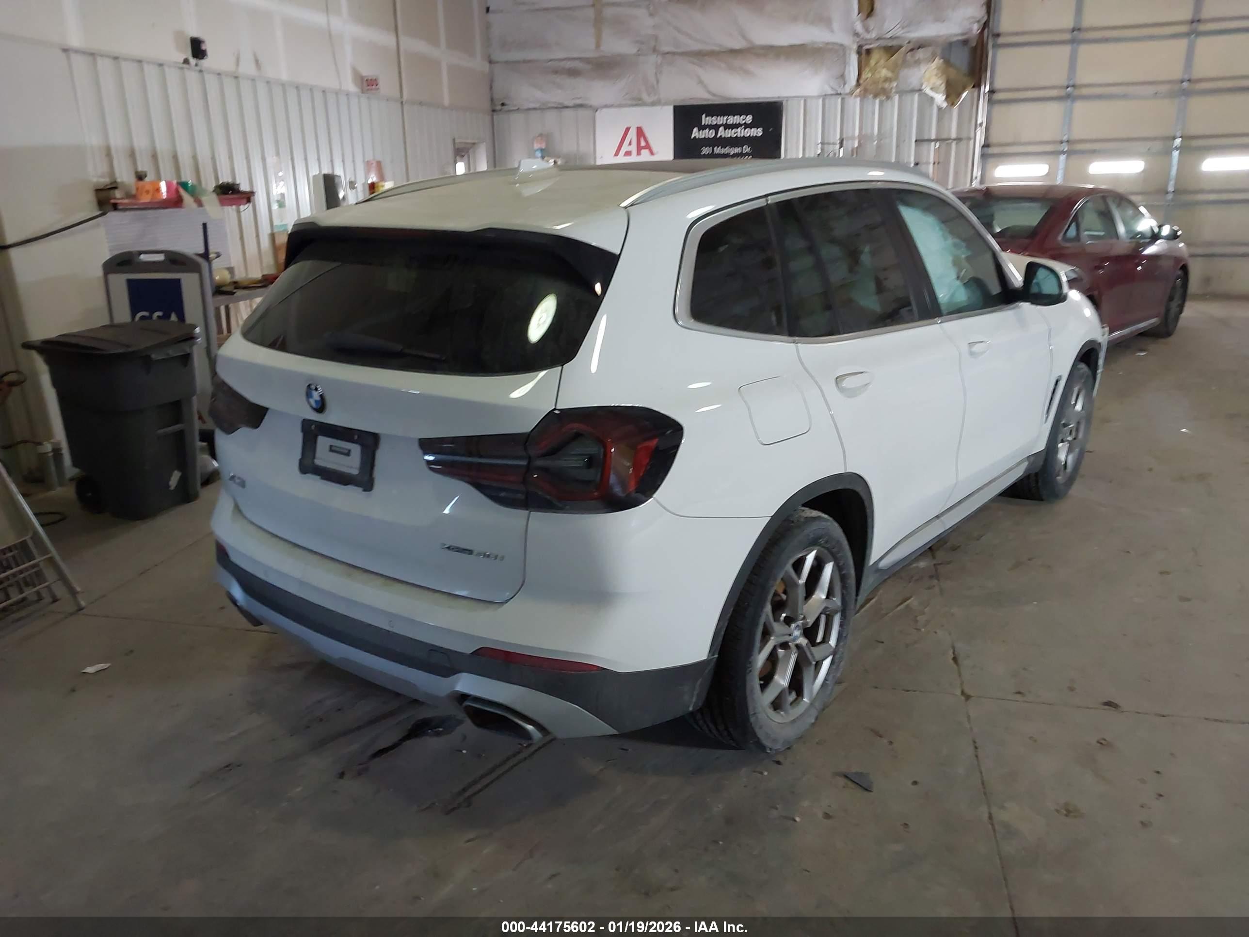 BMW X3 image 4