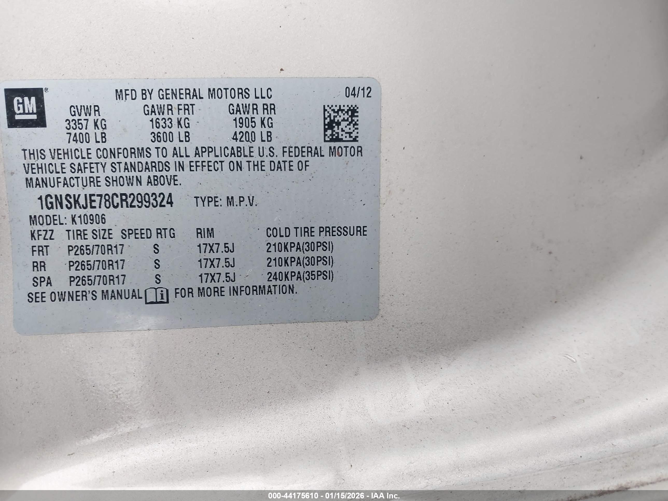 CHEVROLET SUBURBAN image 9