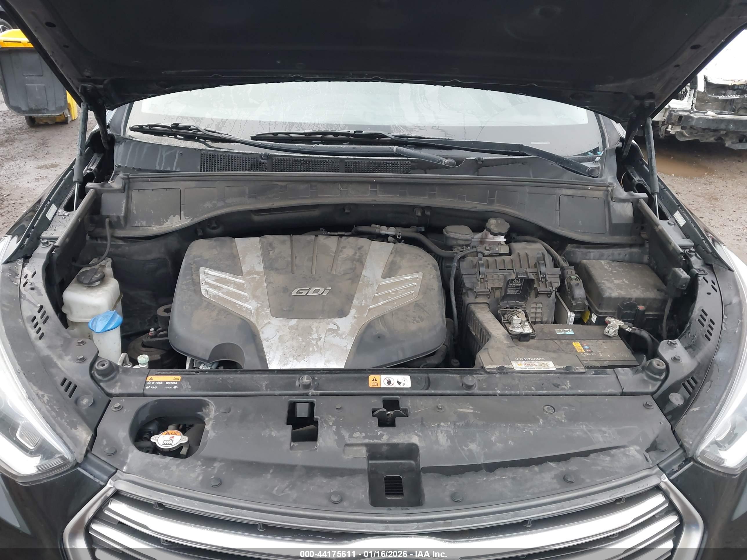HYUNDAI SANTA image 10