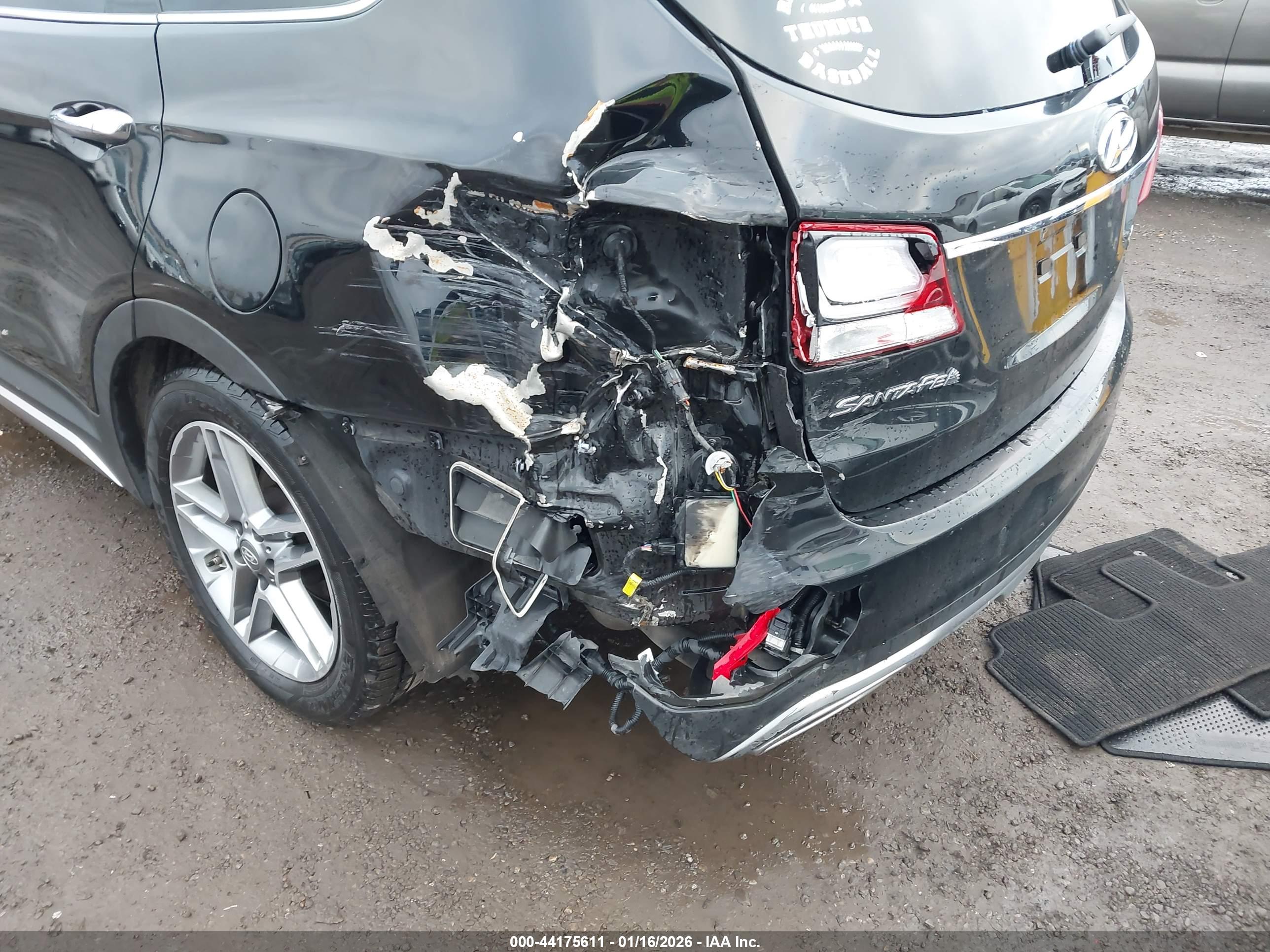 HYUNDAI SANTA image 6