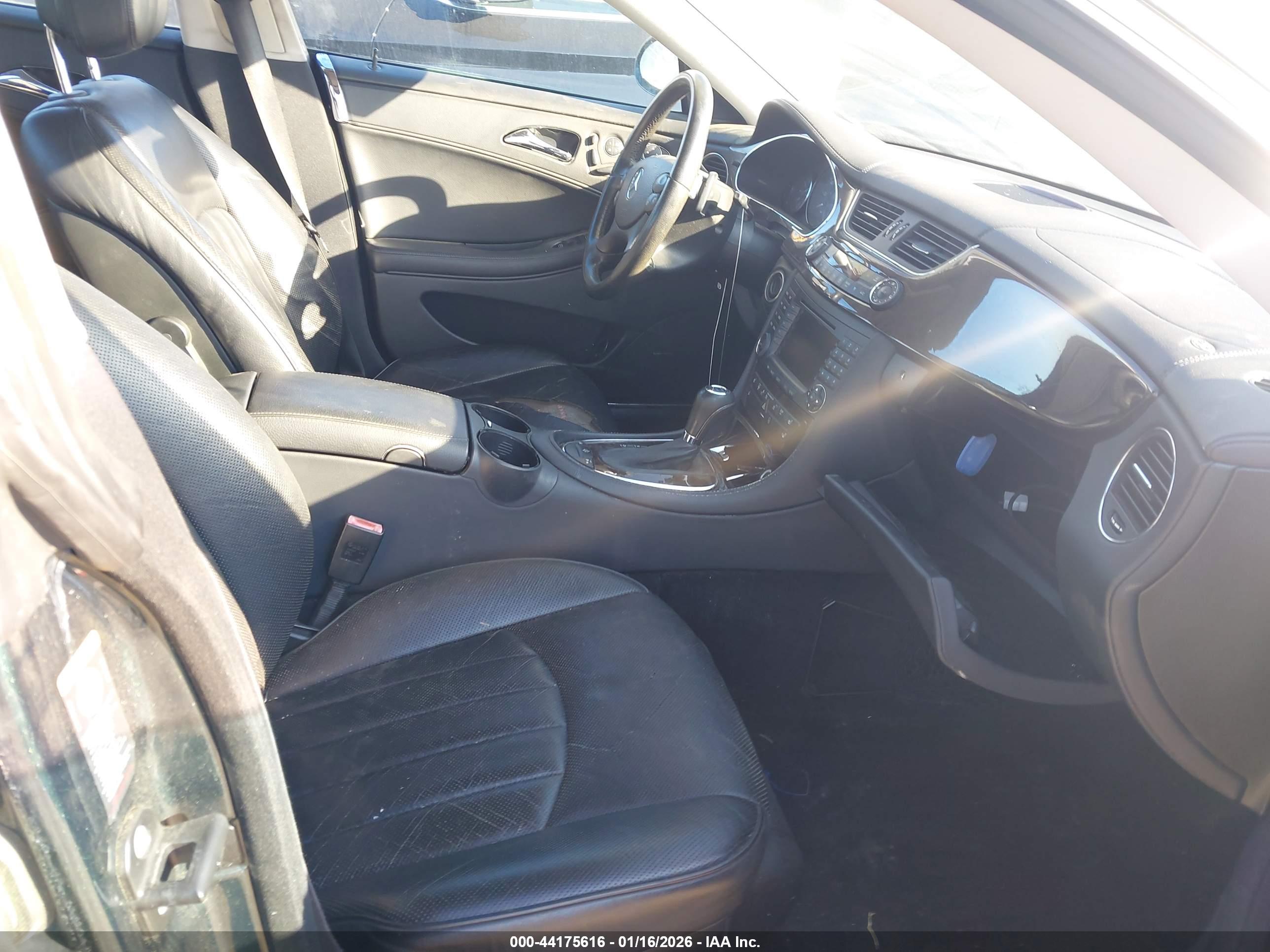 MERCEDES-BENZ CLS image 5