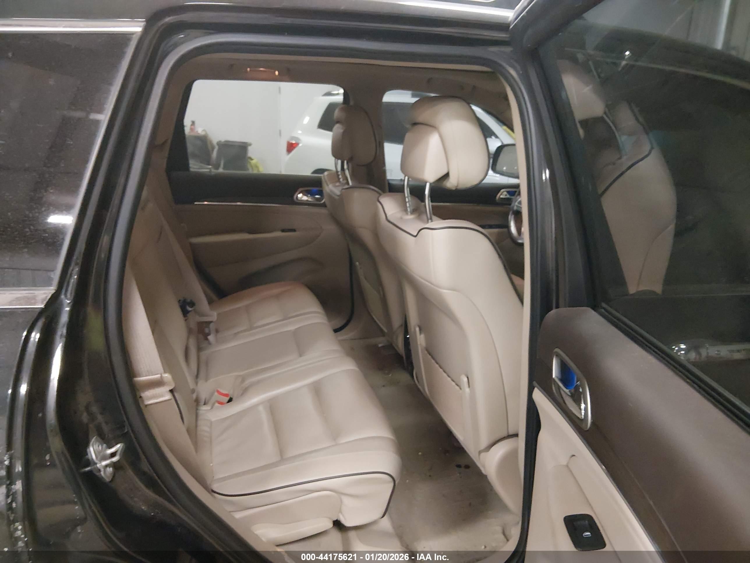 JEEP GRAND image 8