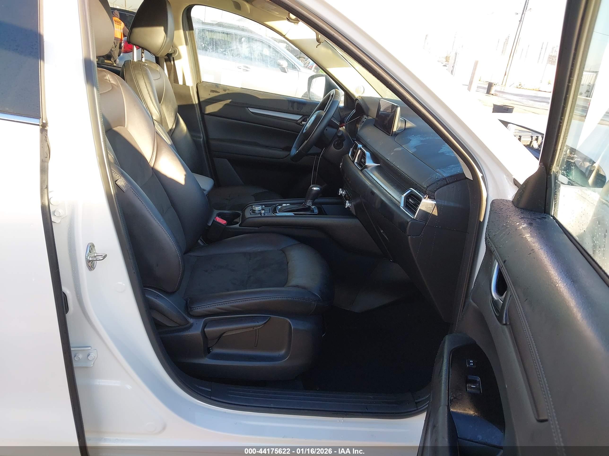 MAZDA CX-5 image 5