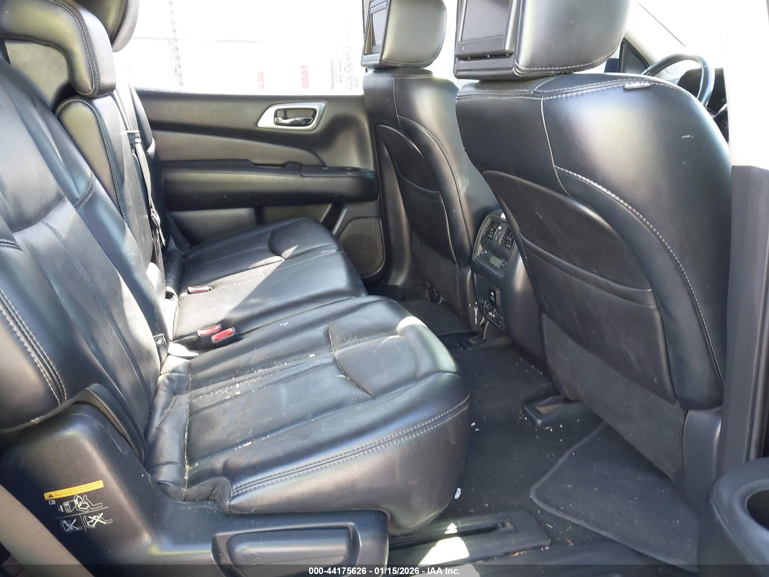 NISSAN PATHFINDER image 8