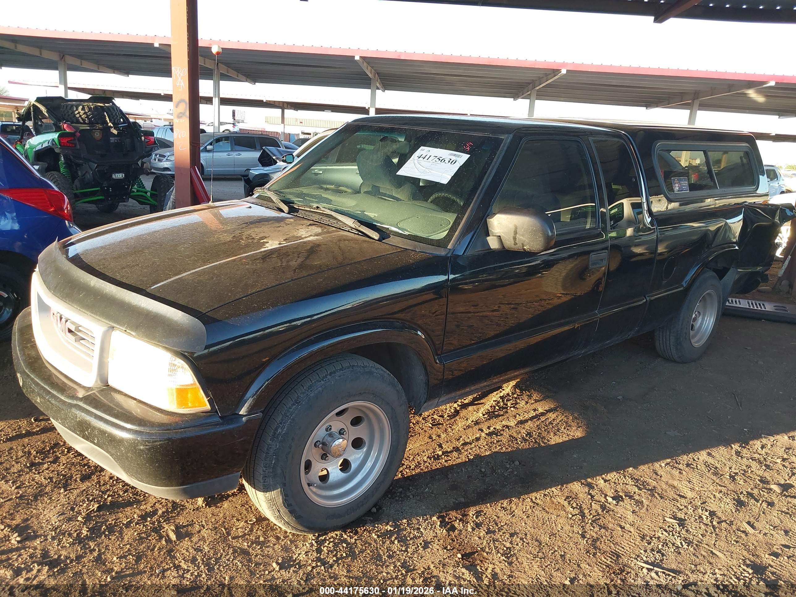 GMC SONOMA image 2