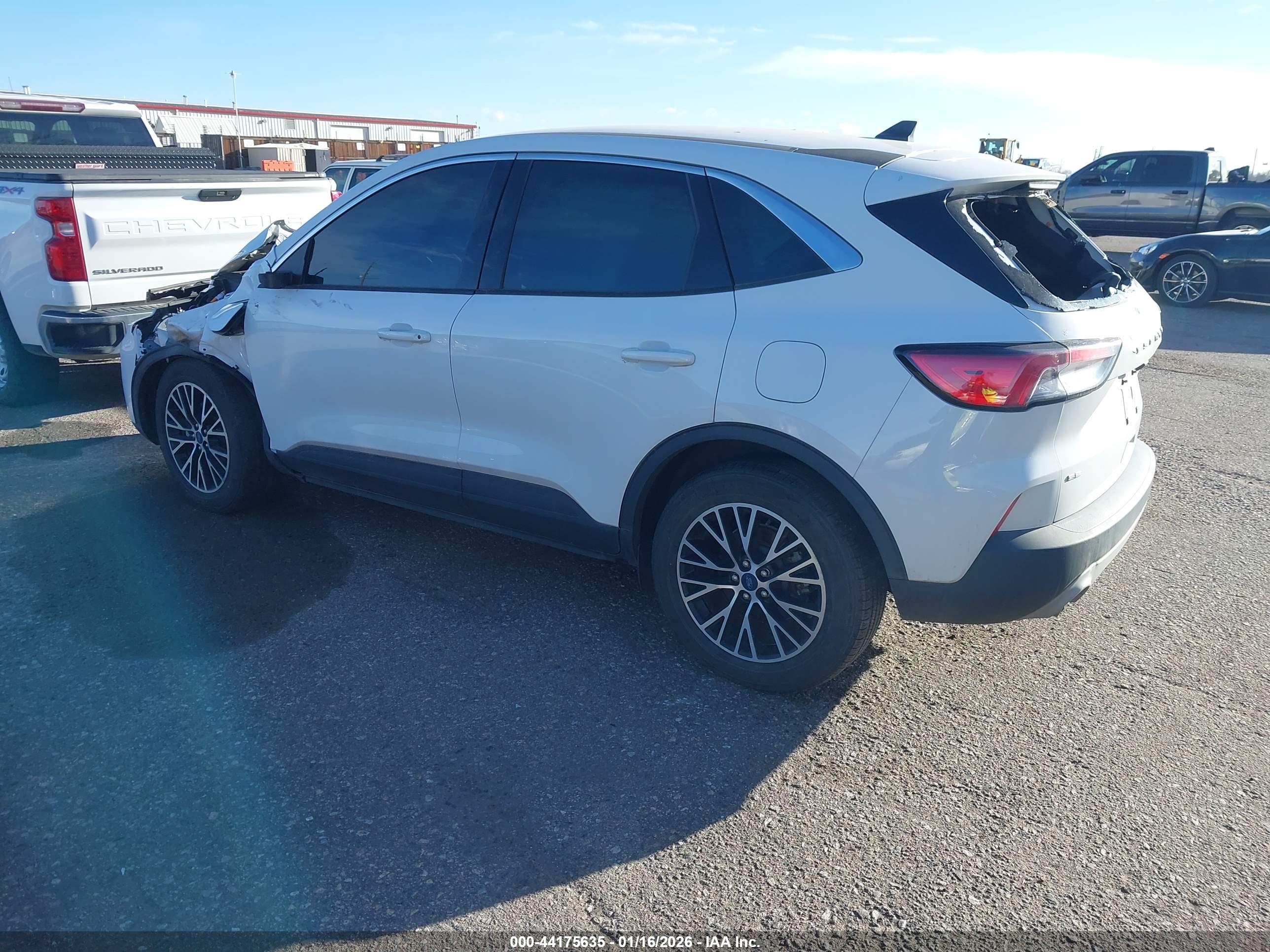 FORD ESCAPE image 3