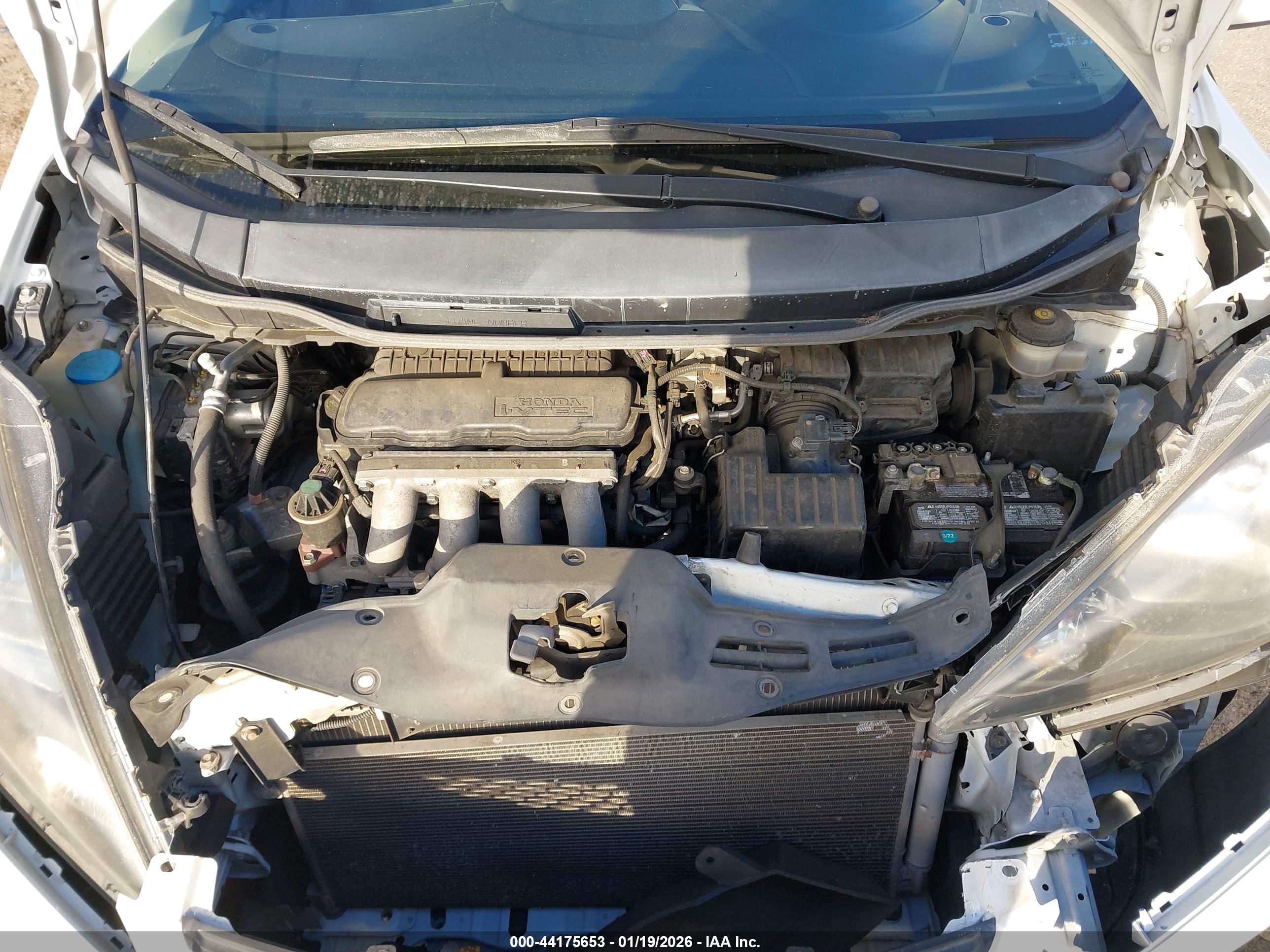 HONDA FIT image 10