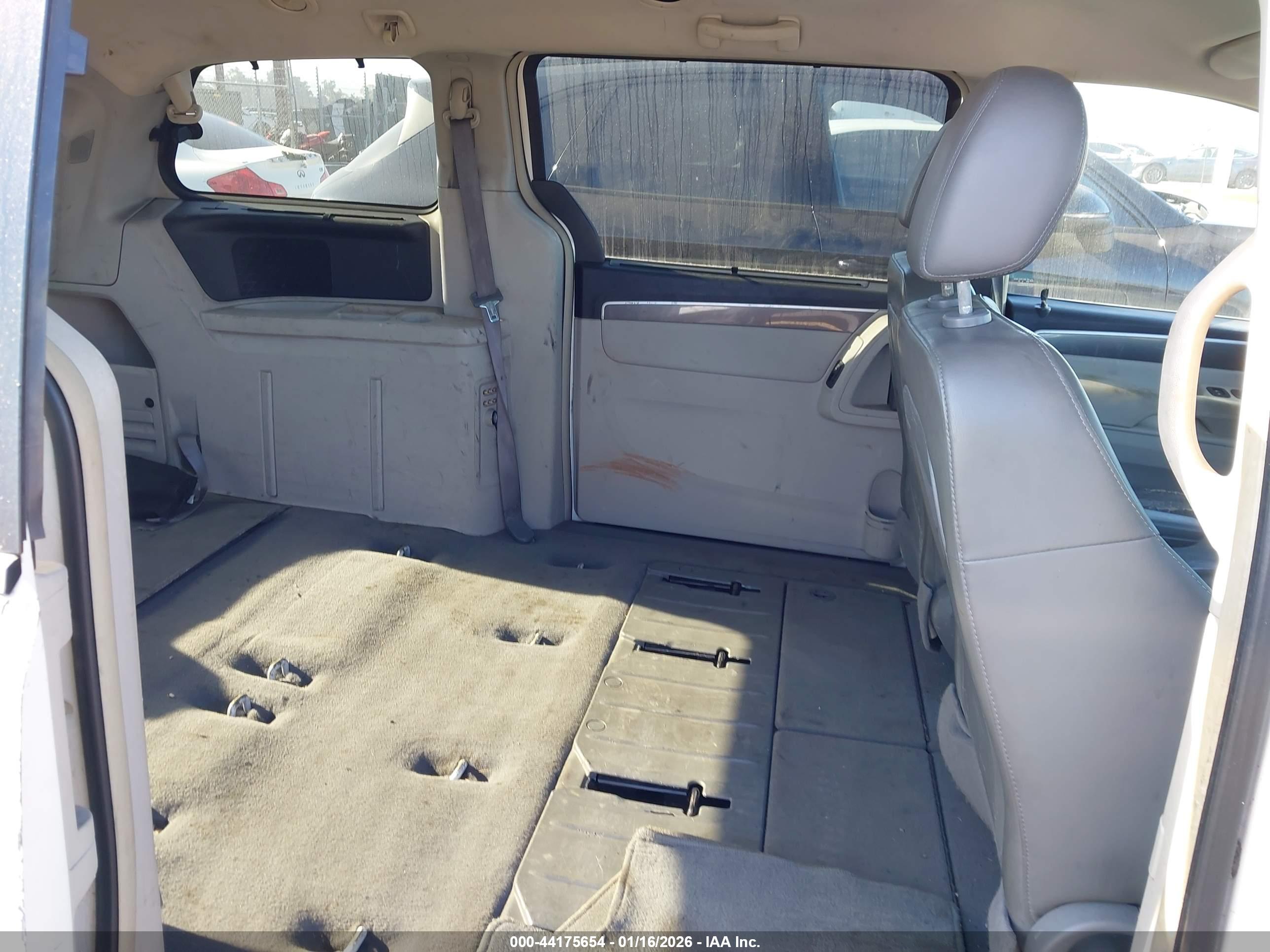 VOLKSWAGEN ROUTAN image 8
