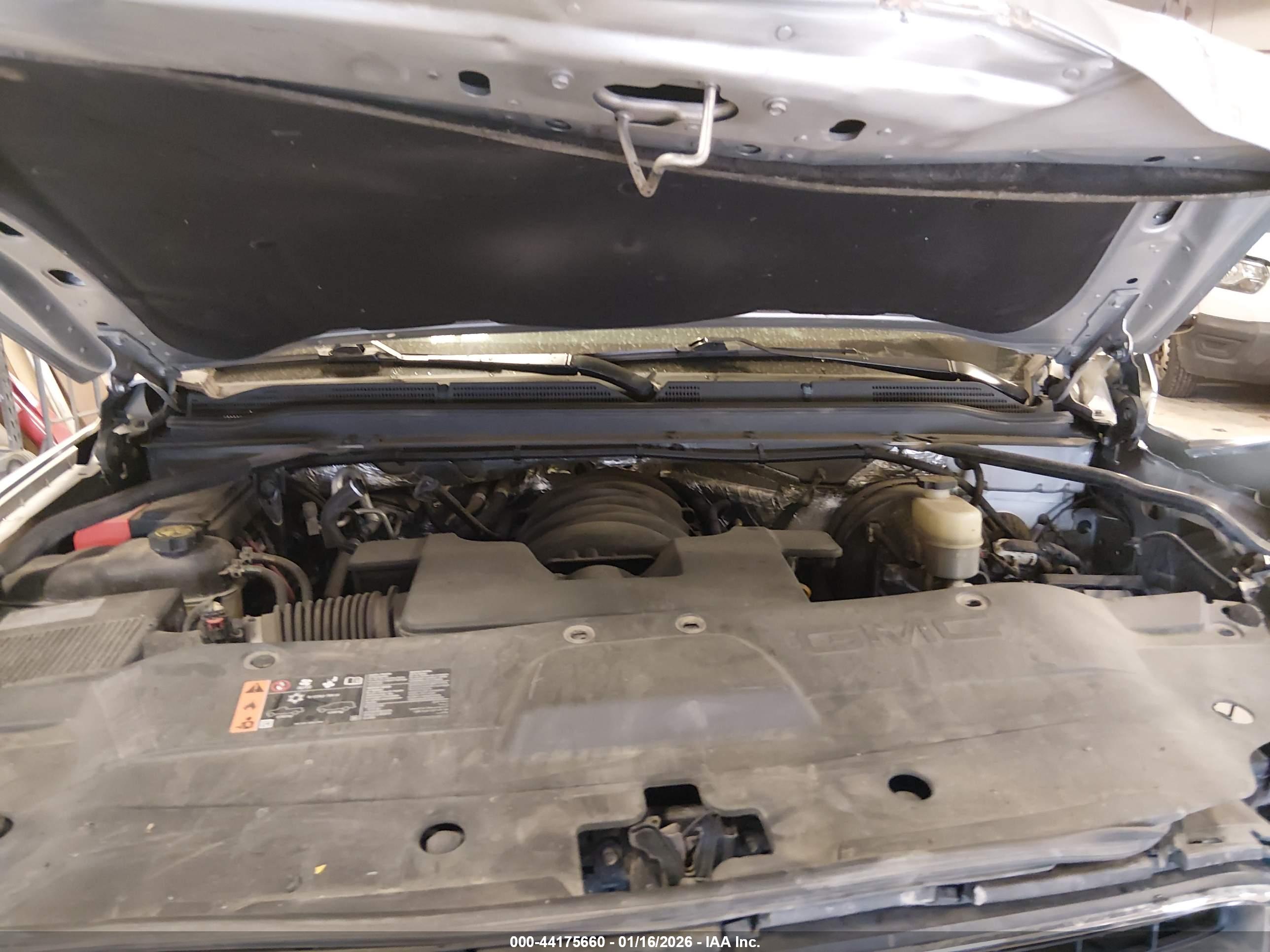 GMC YUKON image 10