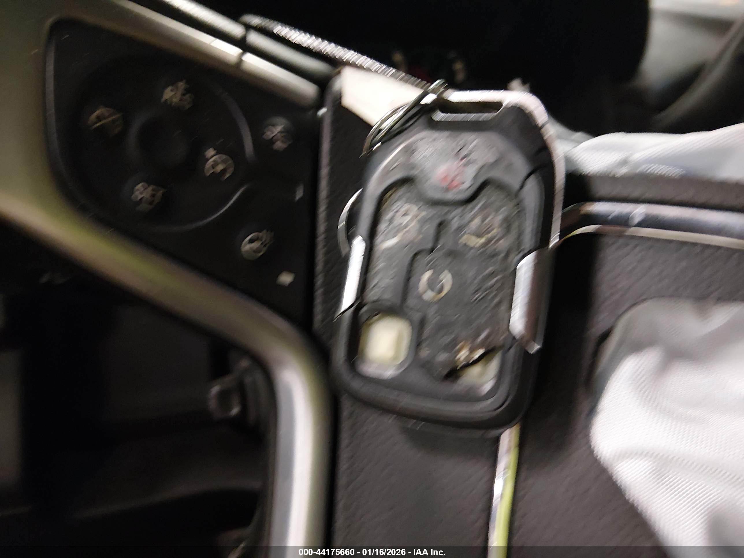 GMC YUKON image 11