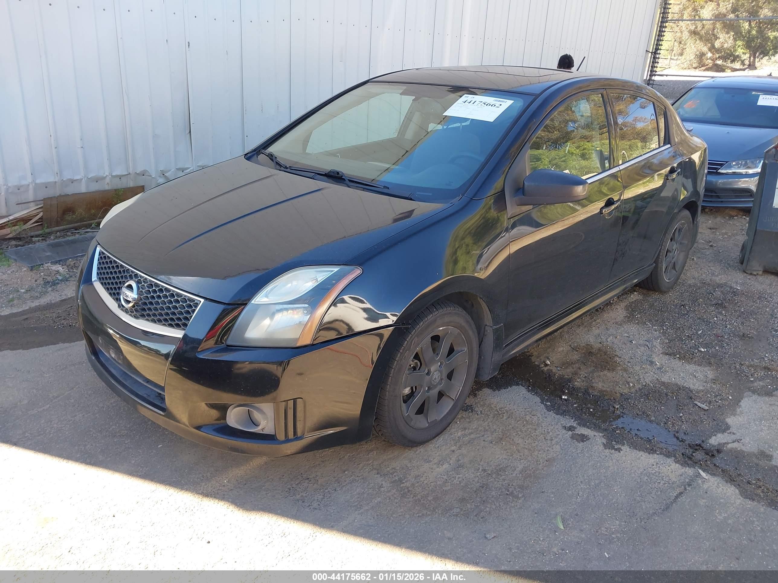 NISSAN SENTRA image 2