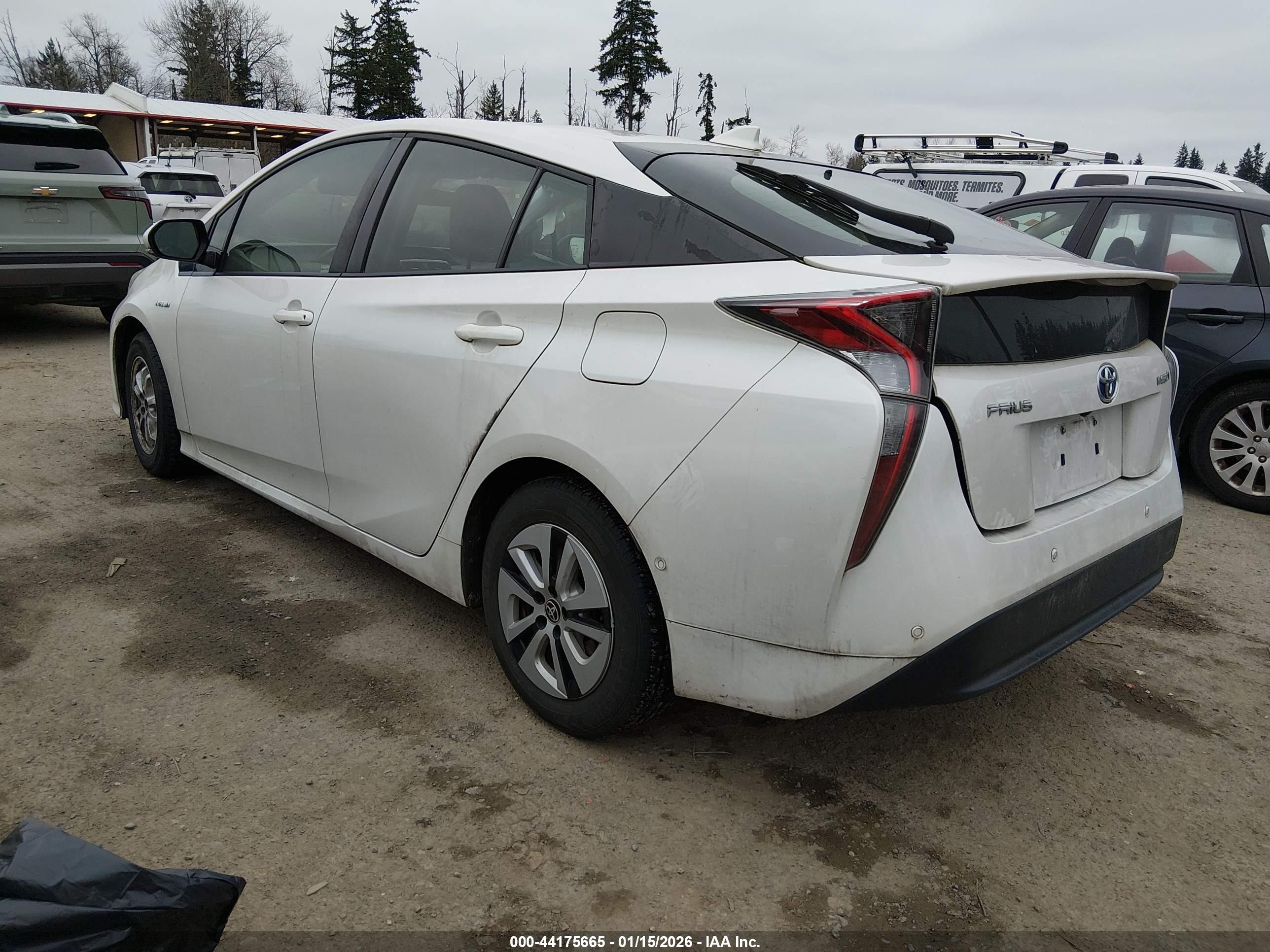 TOYOTA PRIUS image 3