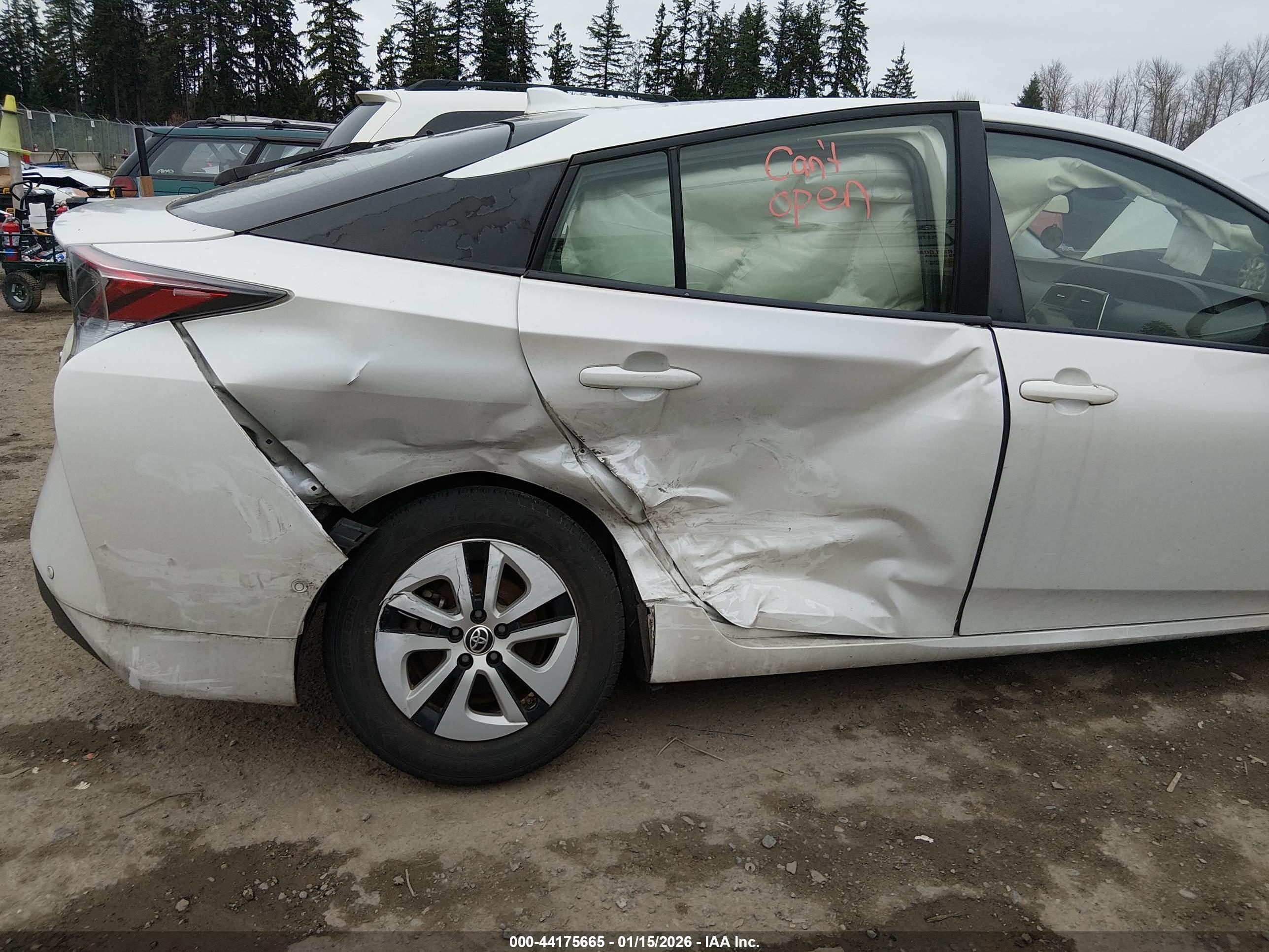 TOYOTA PRIUS image 6