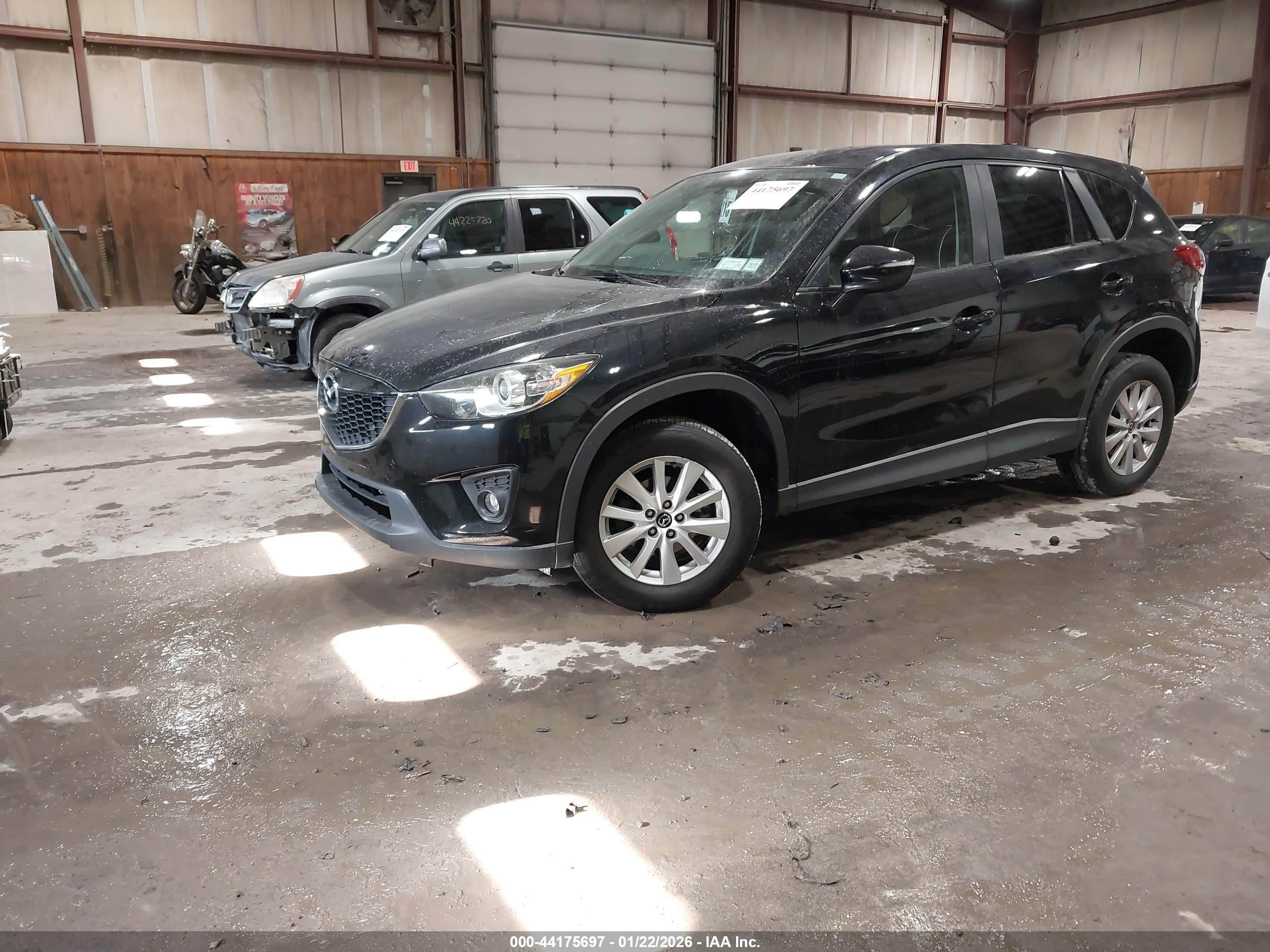 MAZDA CX-5 image 2