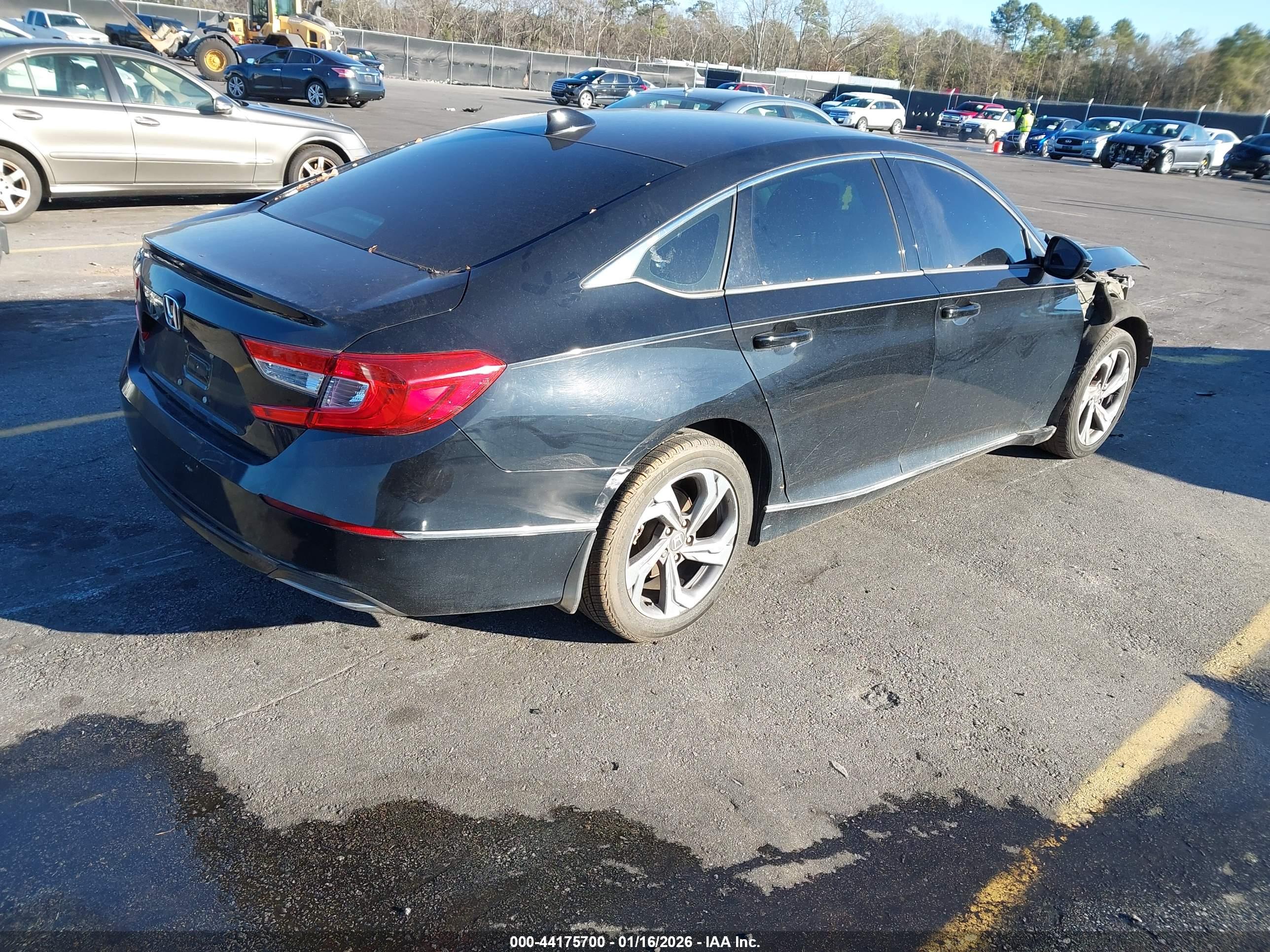 HONDA ACCORD image 4