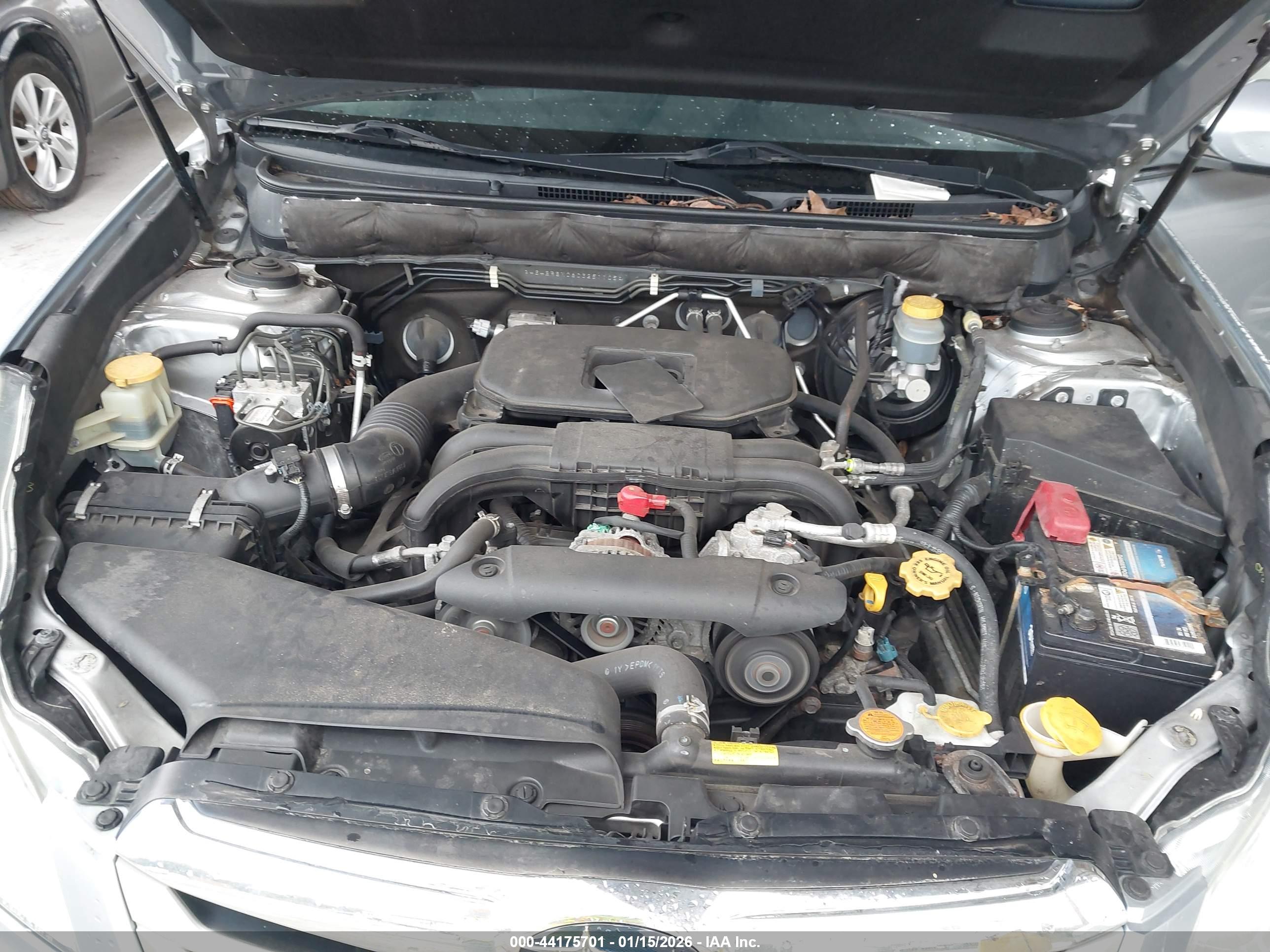 SUBARU OUTBACK image 10
