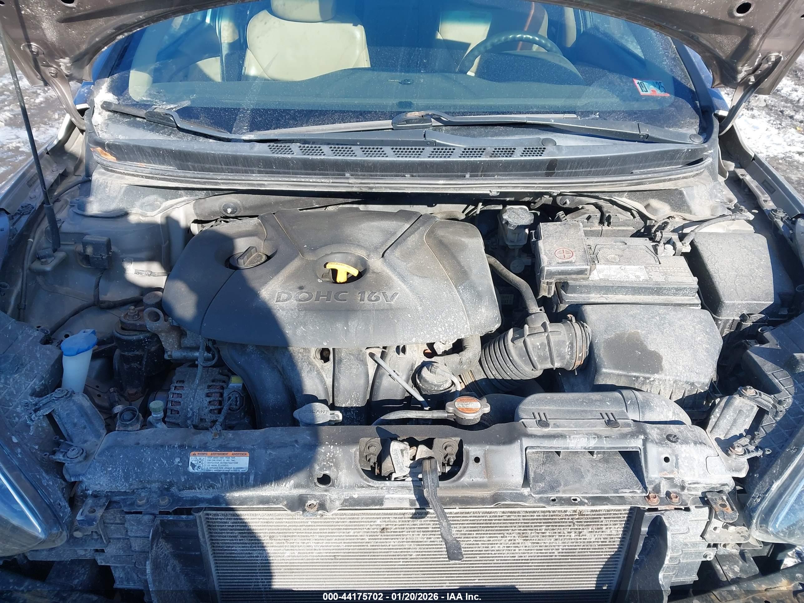 HYUNDAI ELANTRA image 10