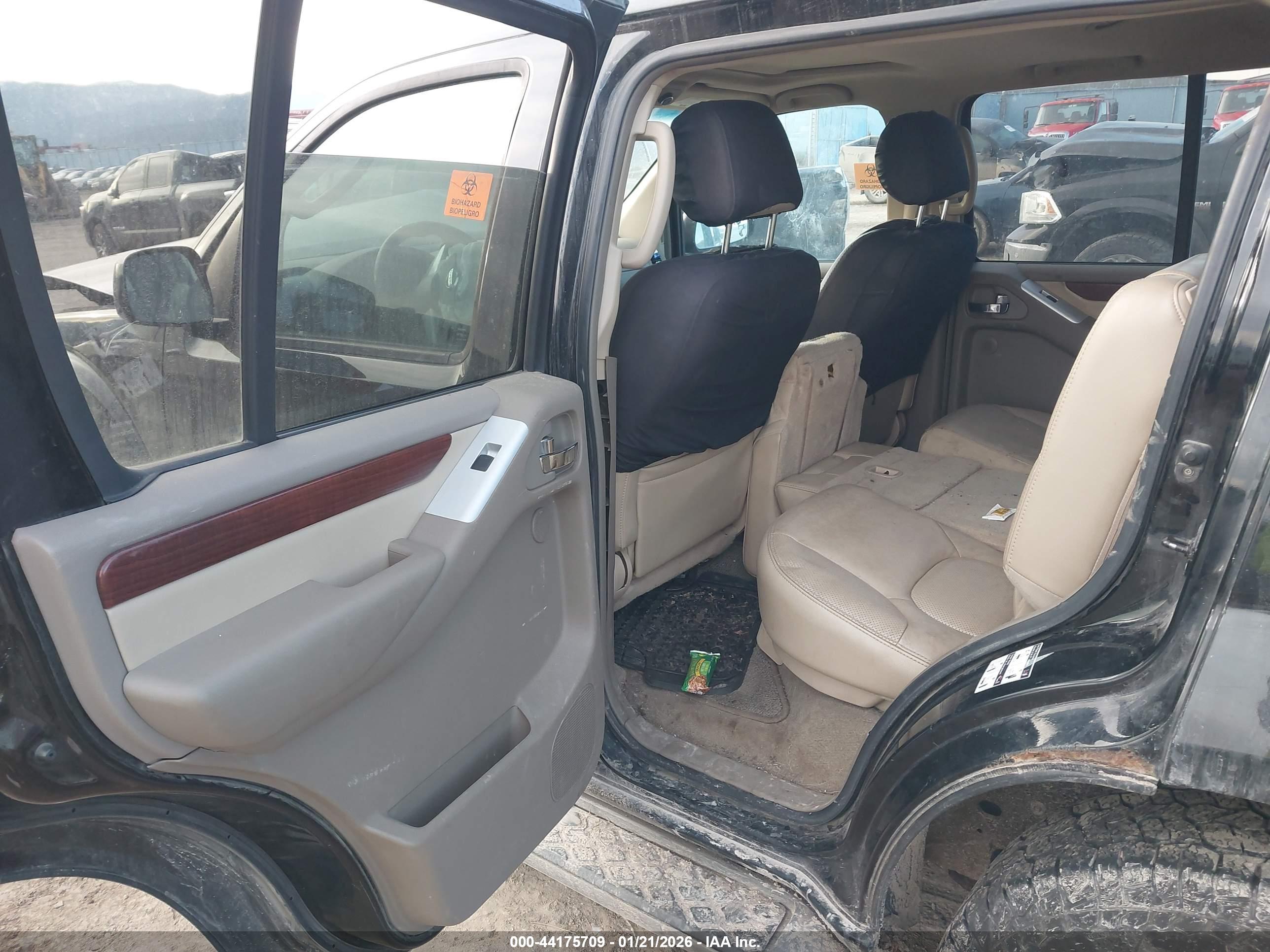 NISSAN PATHFINDER image 8