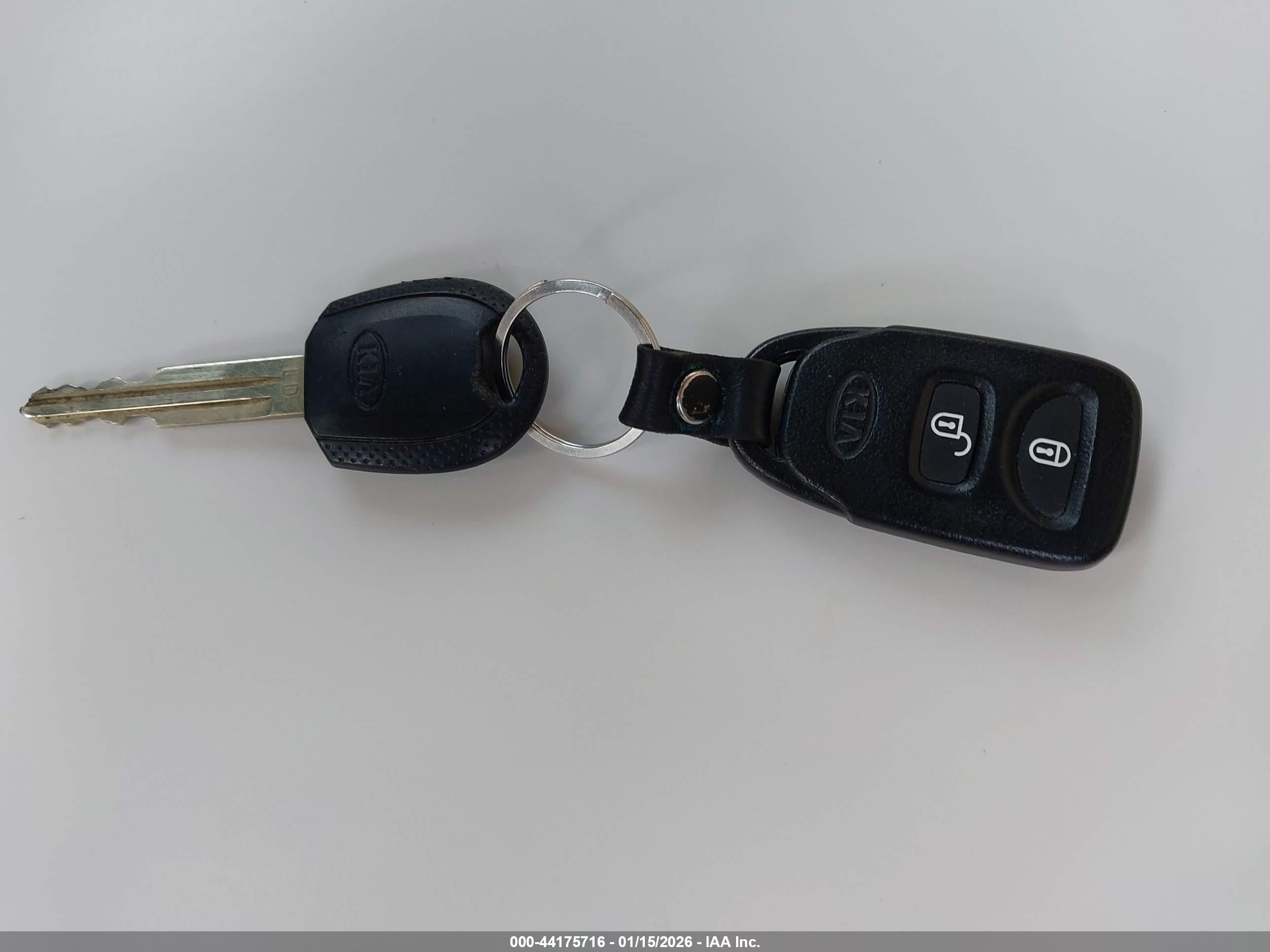 KIA SPORTAGE image 11