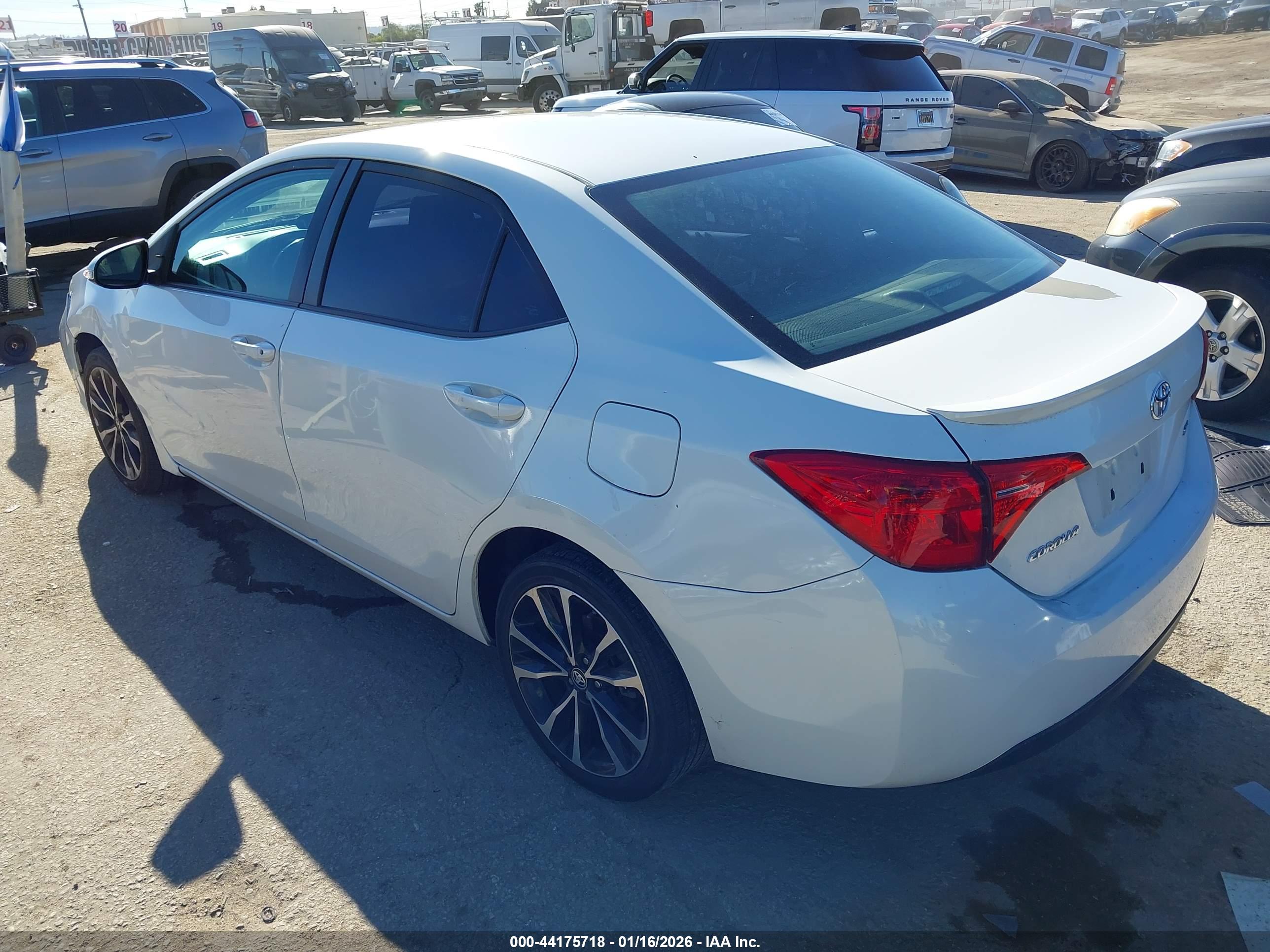 TOYOTA COROLLA image 3