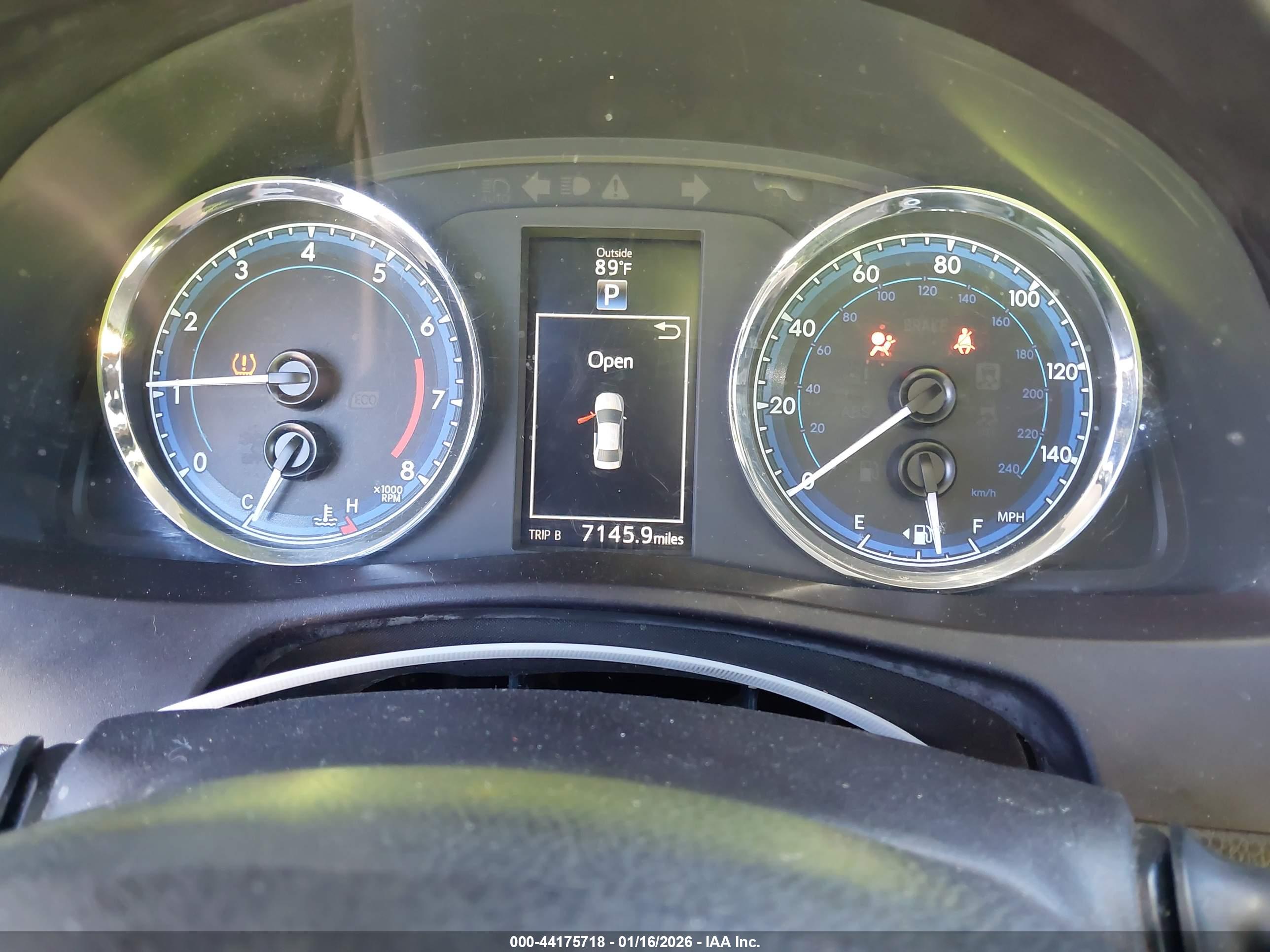 TOYOTA COROLLA image 7