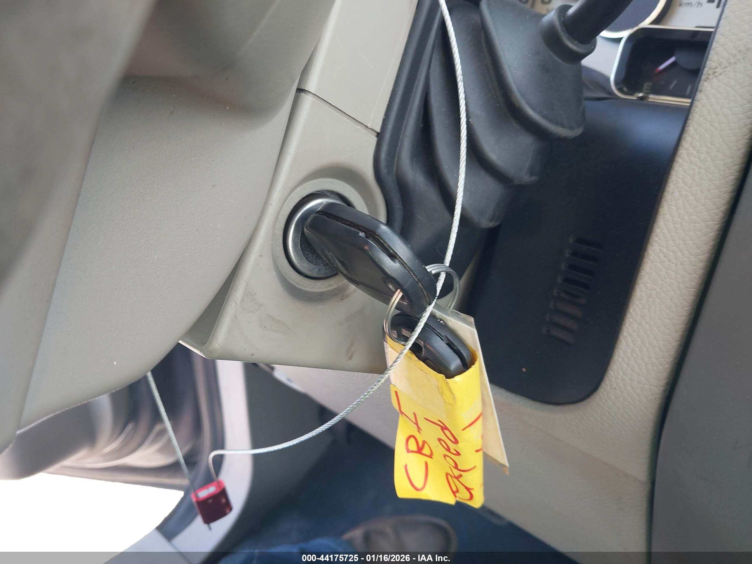 FORD EXPEDITION image 11