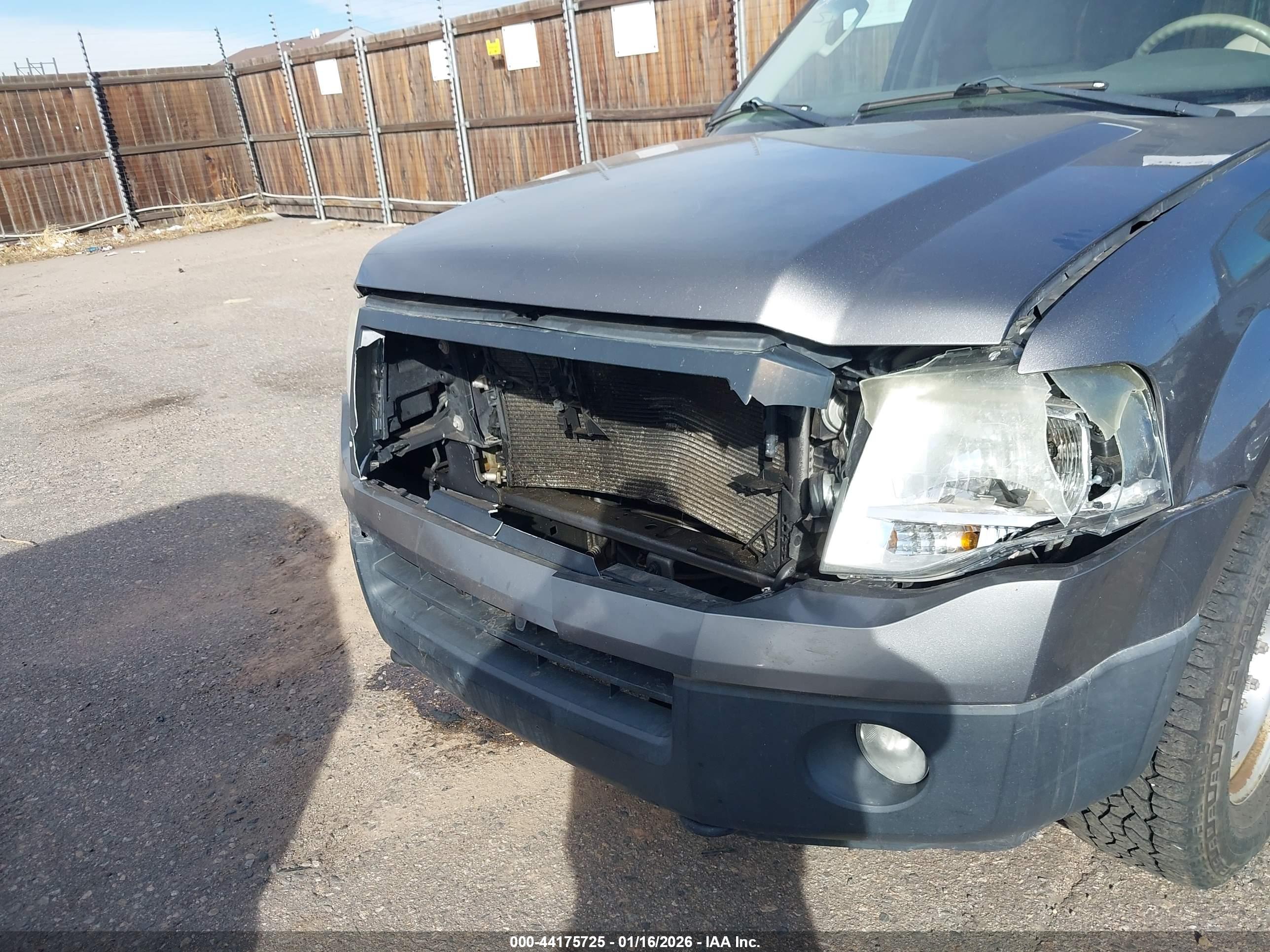 FORD EXPEDITION image 6