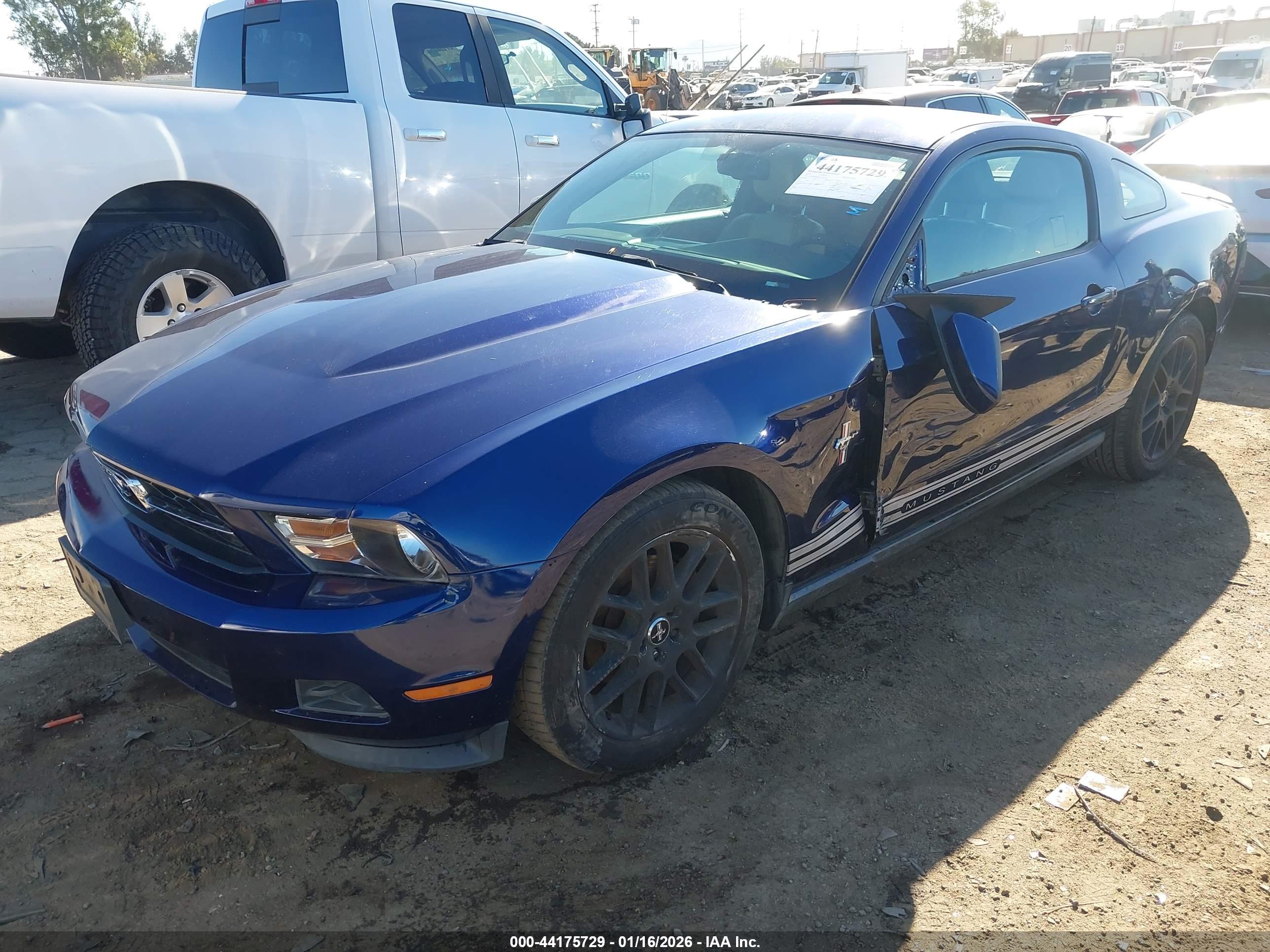 FORD MUSTANG image 2