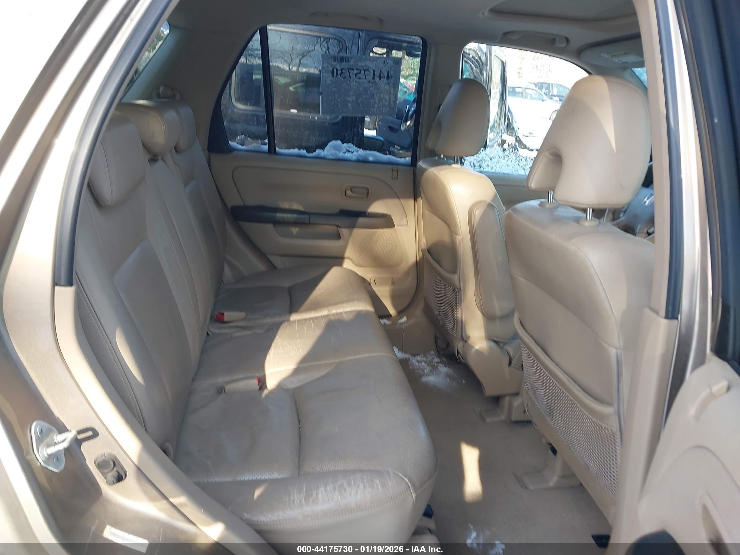 HONDA CR-V image 8