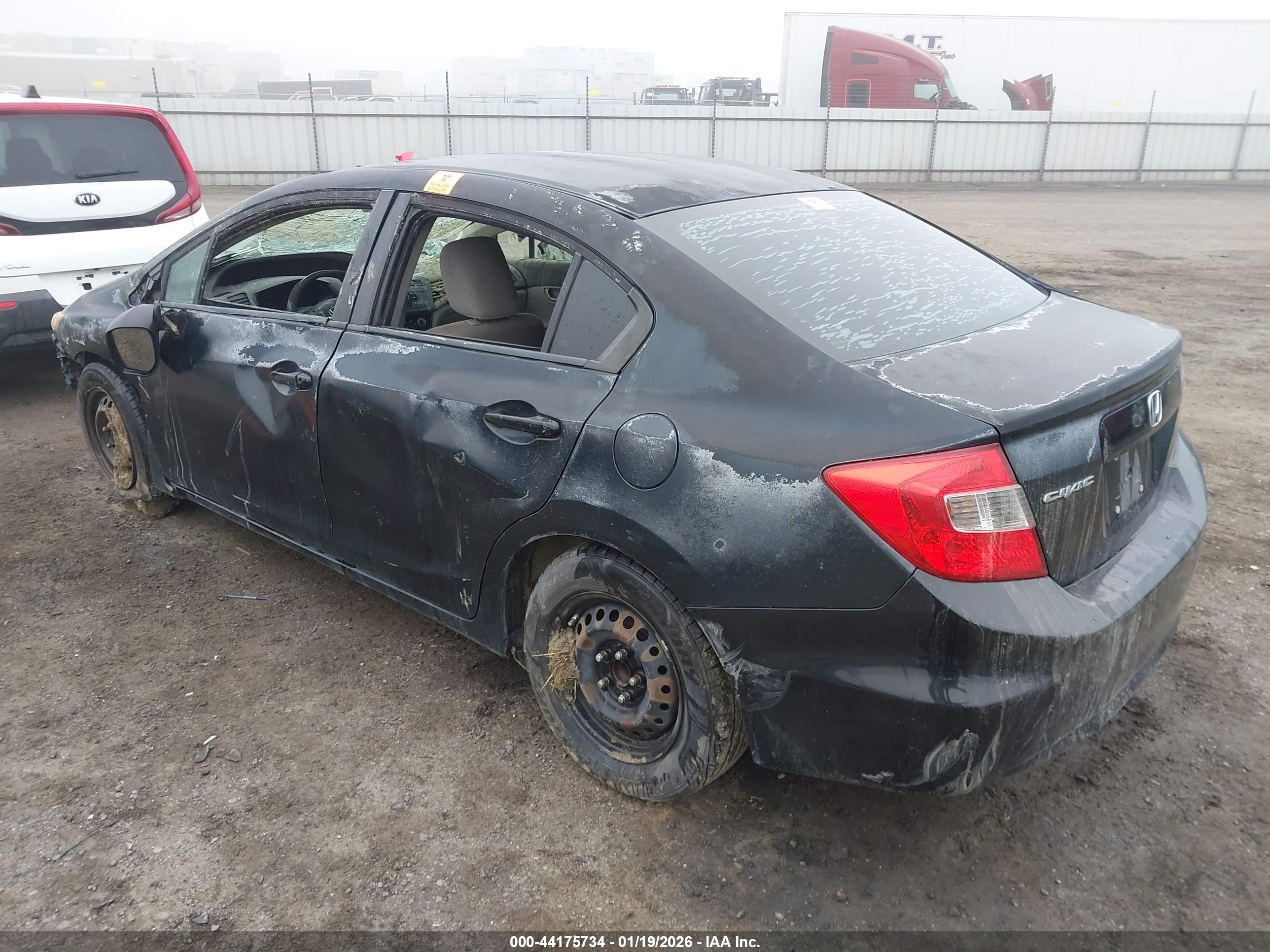 HONDA CIVIC image 3