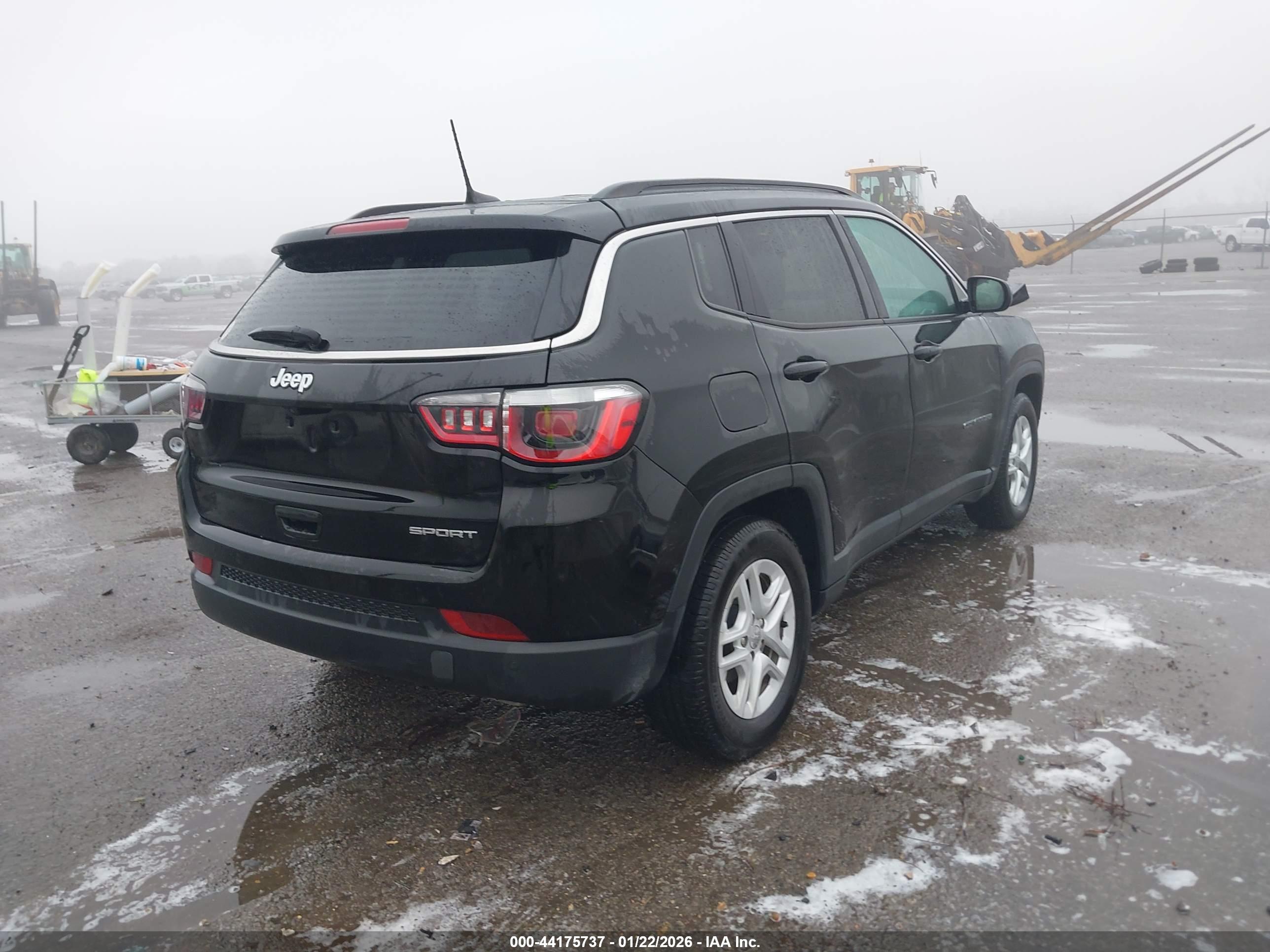 JEEP COMPASS image 4