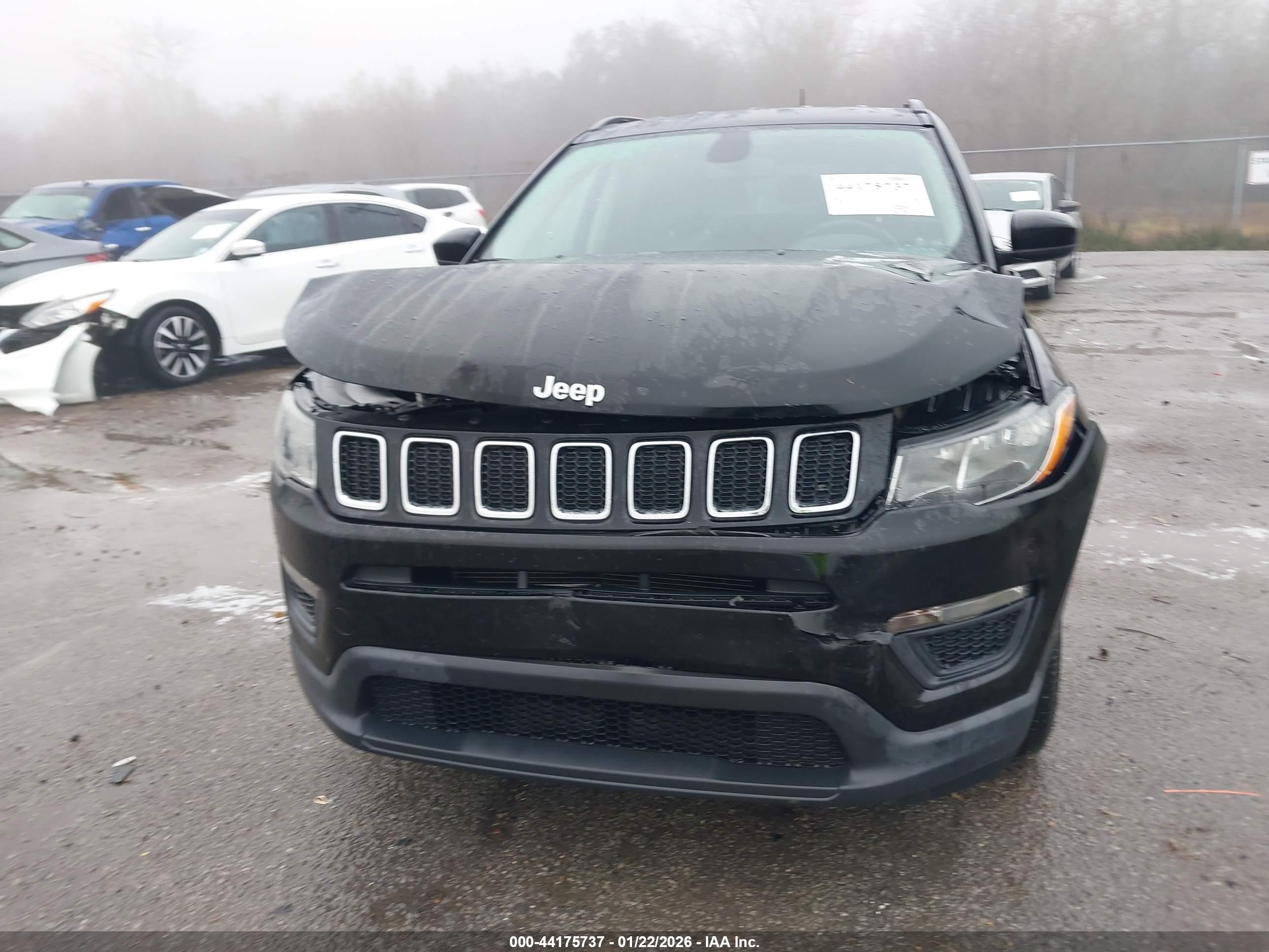 JEEP COMPASS image 6