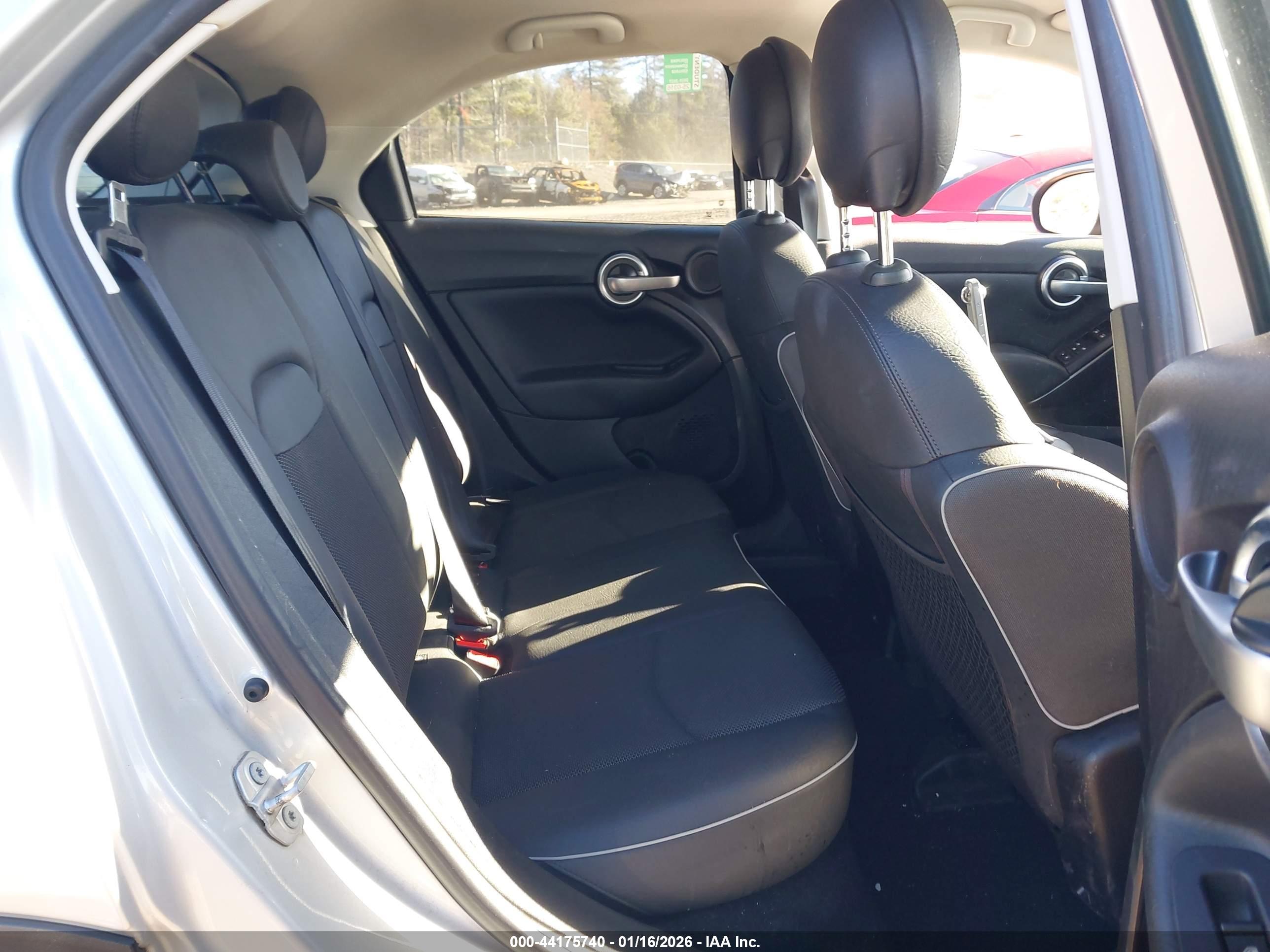 FIAT 500X image 8