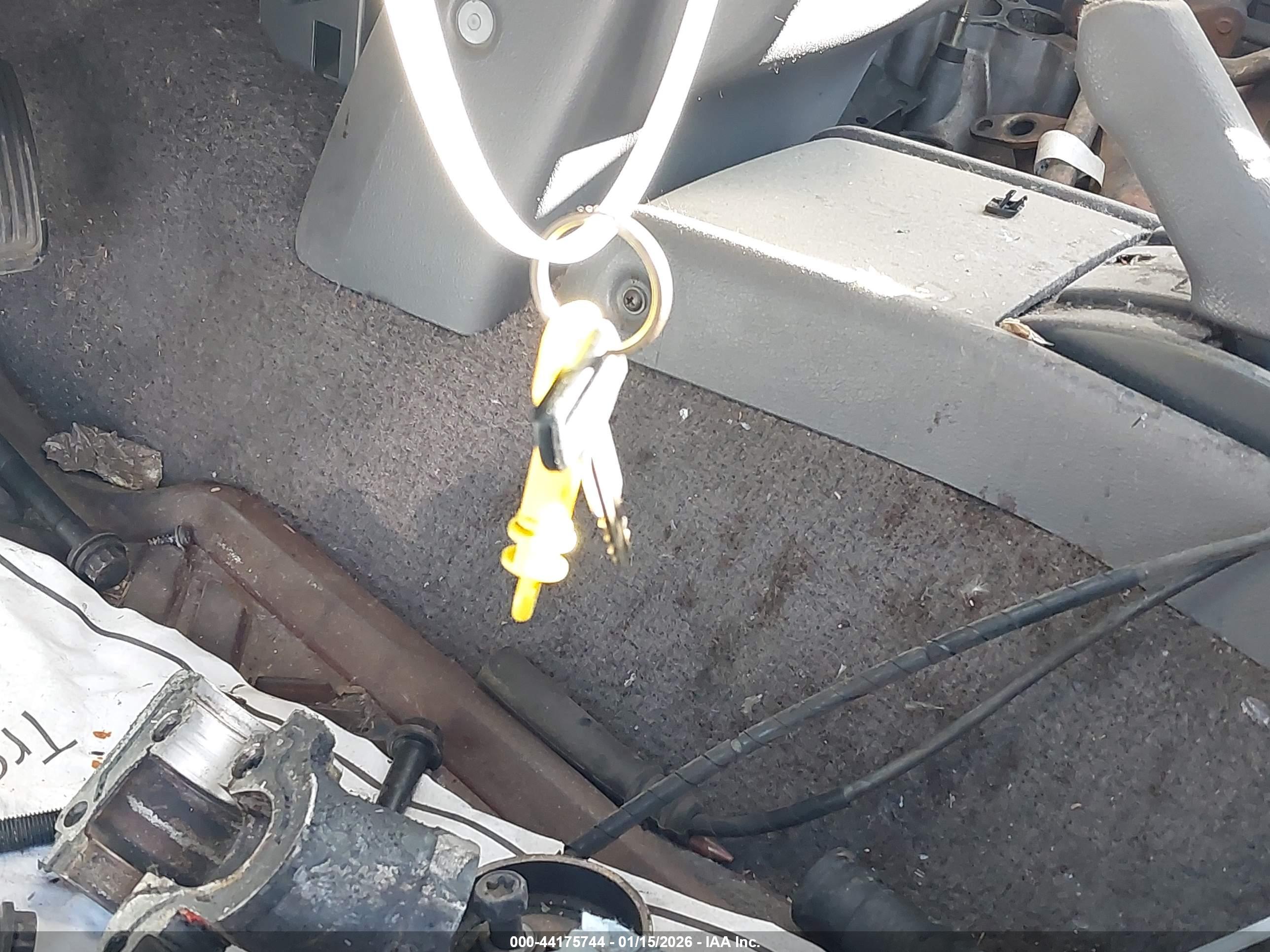 TOYOTA 4RUNNER image 11